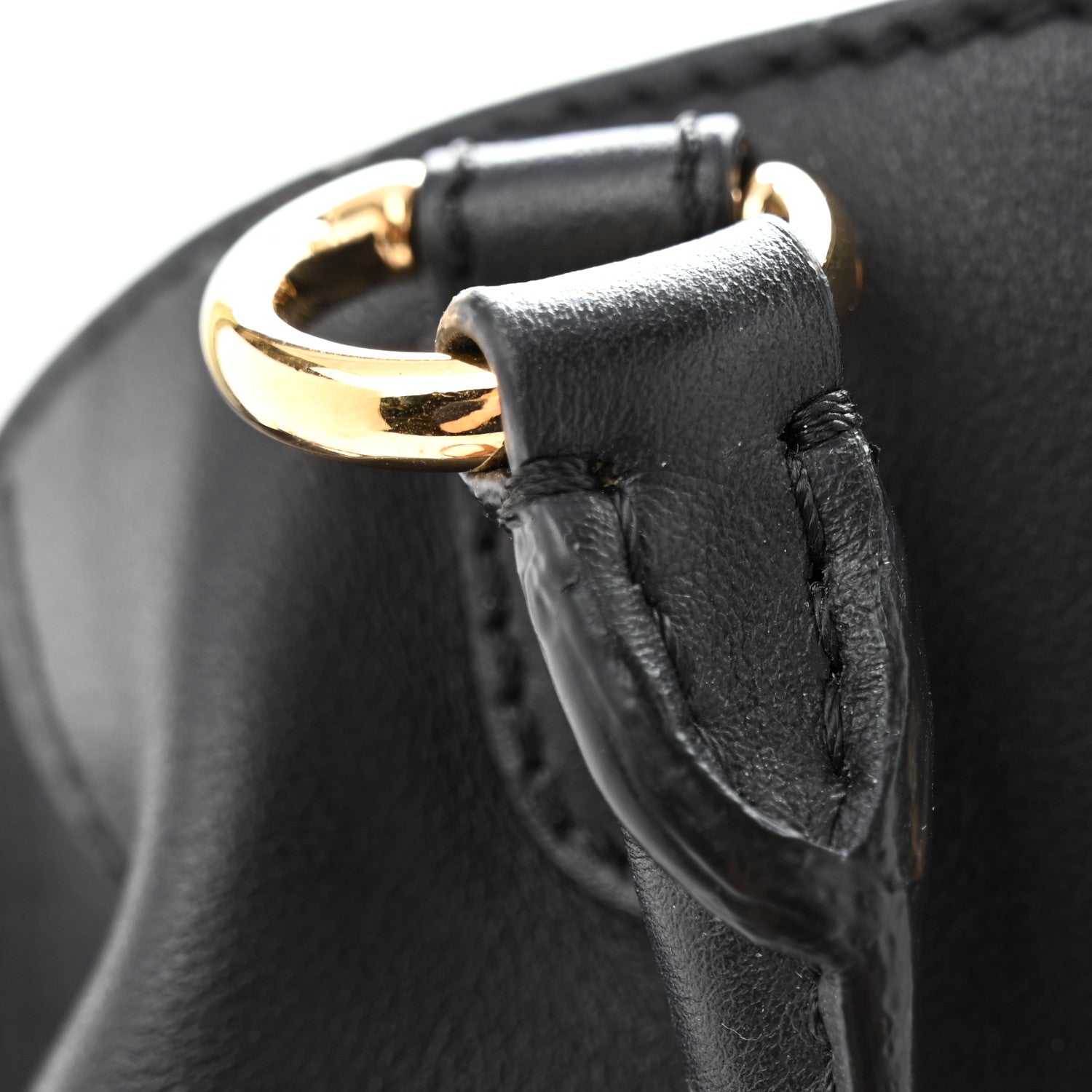 Vitello Grace King Karligraphy Chain Bucket Bag Black Bisquit - Image 12