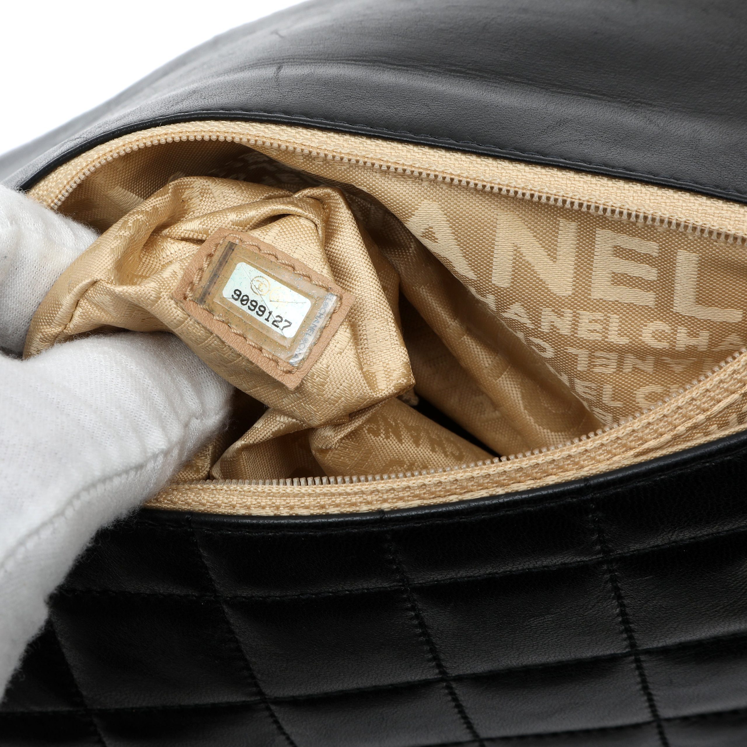 Chanel Square Quilt Vertical Lock Flap Bag Black Lambskin w/Gold Hardware - 图片 9