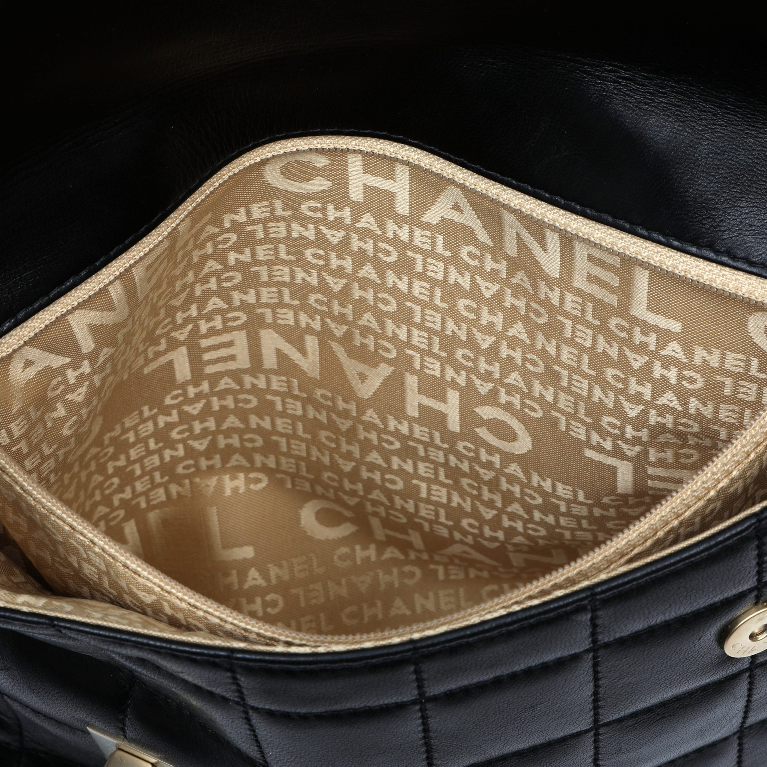 Chanel Square Quilt Vertical Lock Flap Bag Black Lambskin w/Gold Hardware - 图片 7