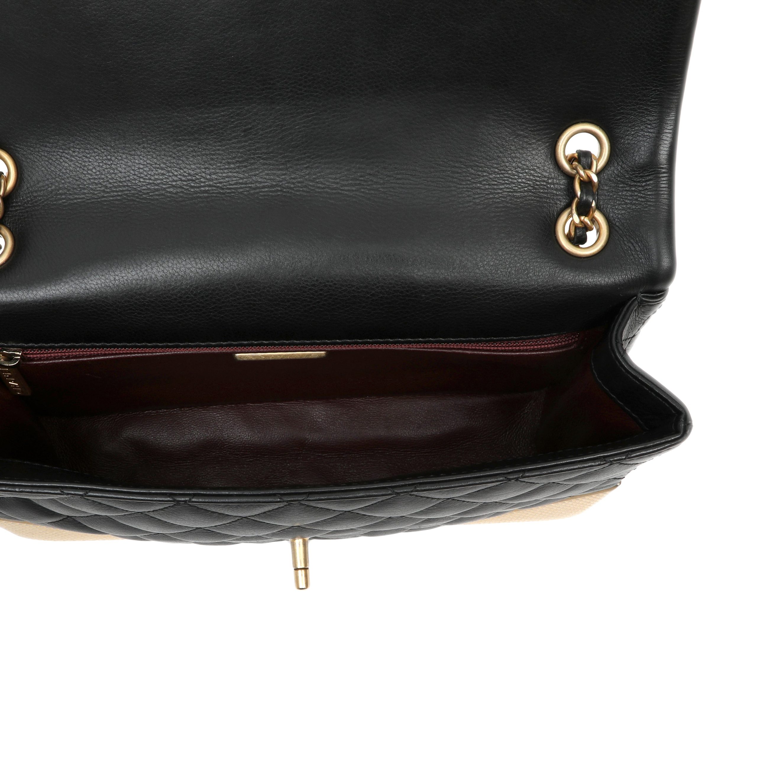 Chanel Quilted Calfskin Rock The Corner Classic Flap - 图片 10