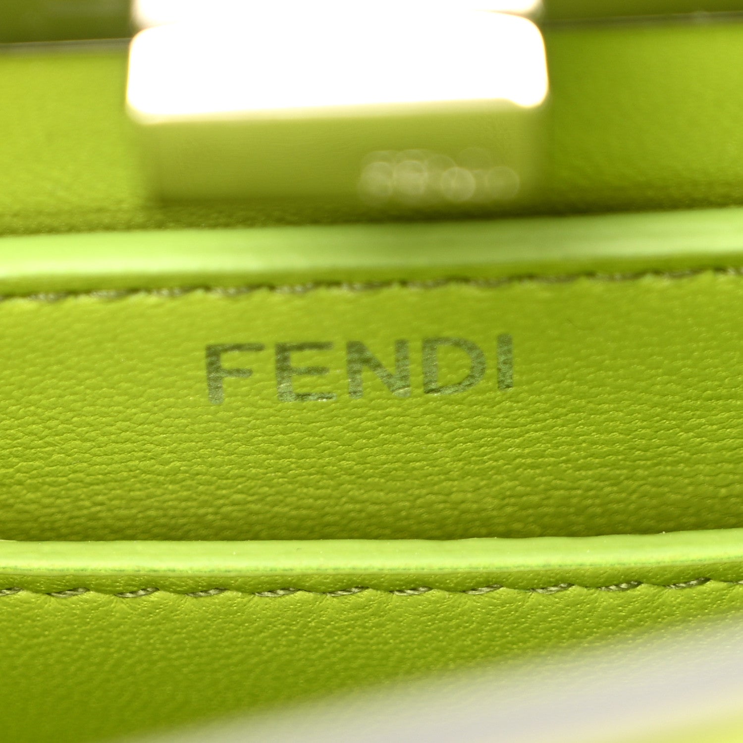 Shiny Nappa Petite Peekaboo I SEE U Satchel Verde Mela - Image 7