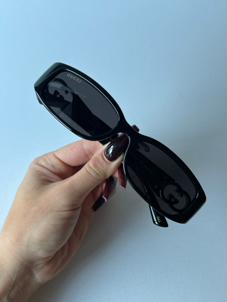 Gucci GG1661S Slim Rectangular Sunglasses in Black - 图片 6