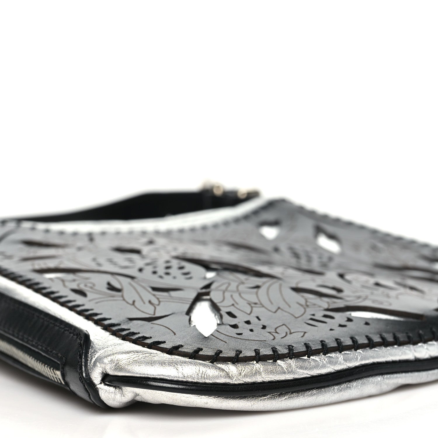 Calfskin Metal Small Oyster Black - Image 8