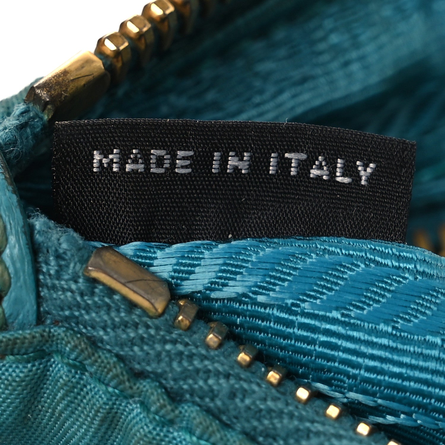 Tessuto Nylon Saffiano Crossbody Bag Turchese - Image 7