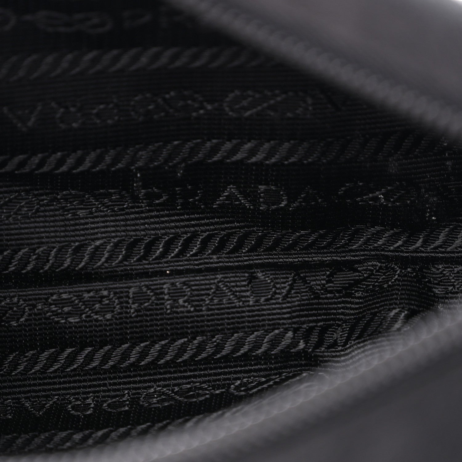 Re-Nylon Pouch Black - Image 5