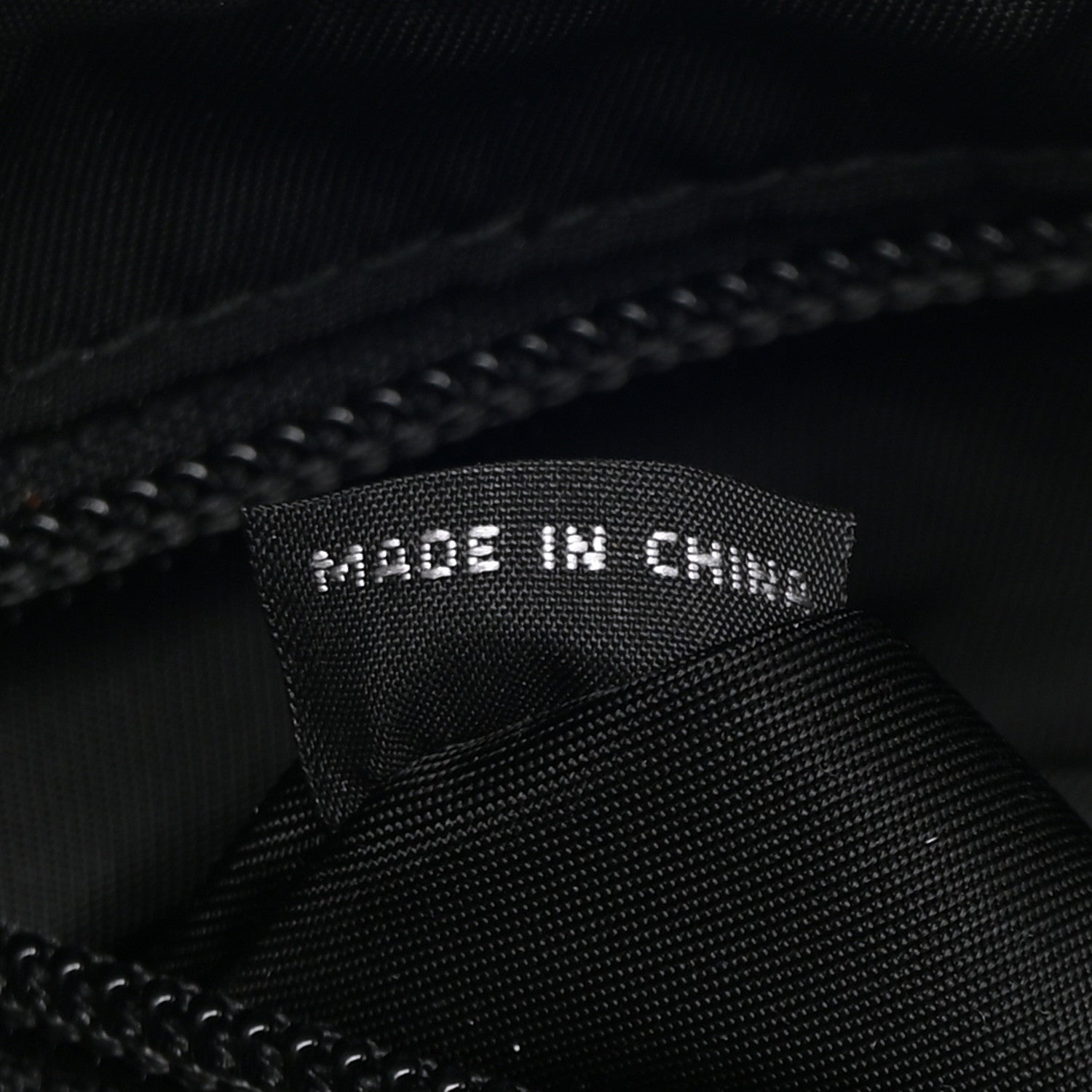 Tessuto Nylon Montagna Belt Bag Black - Image 7