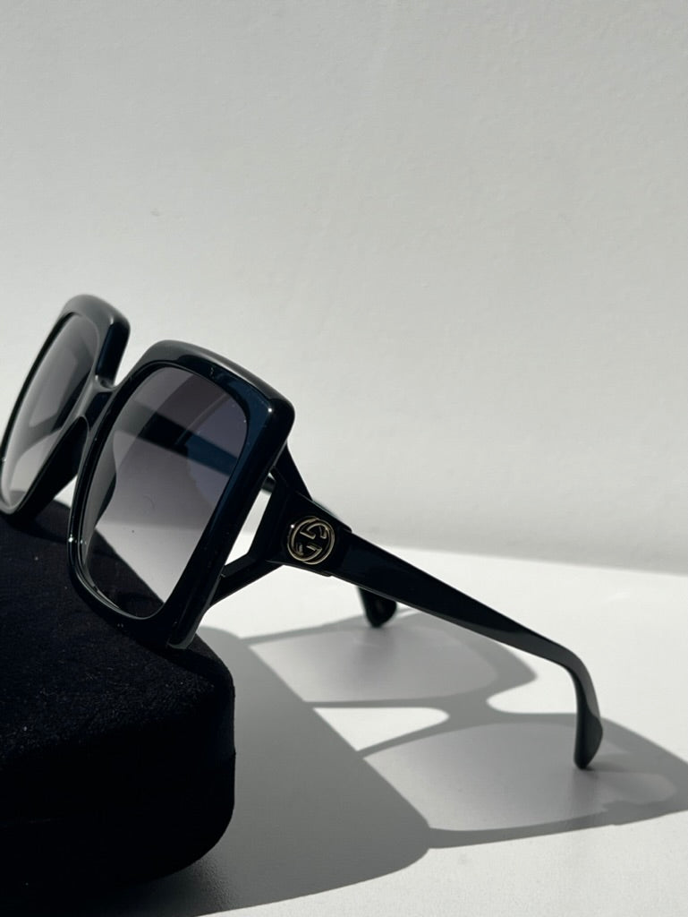 Gucci GG0876S Square Sunglasses in Black - 图片 6