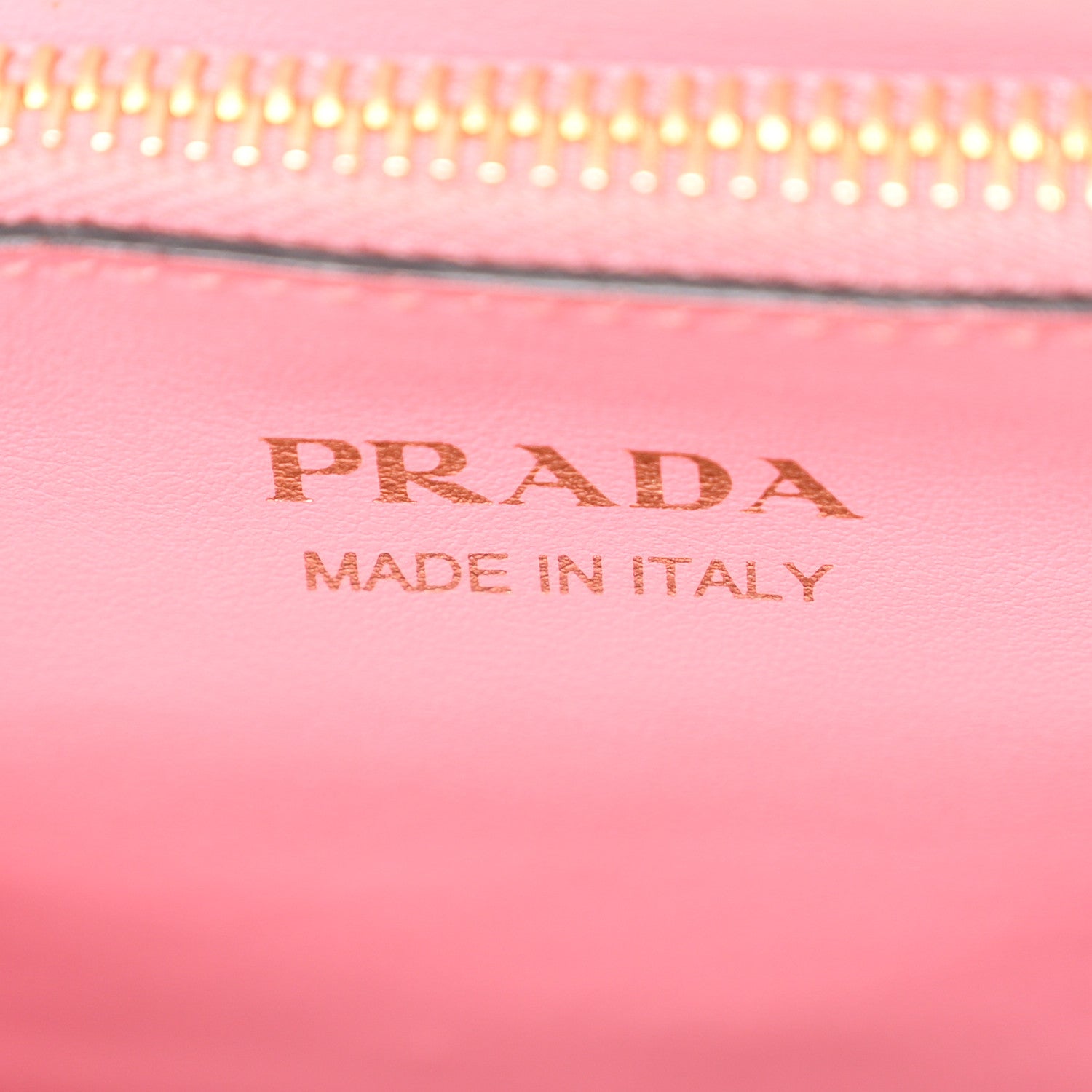 Saffiano City Calfskin Small Paradigme Bag Petalo - Image 6