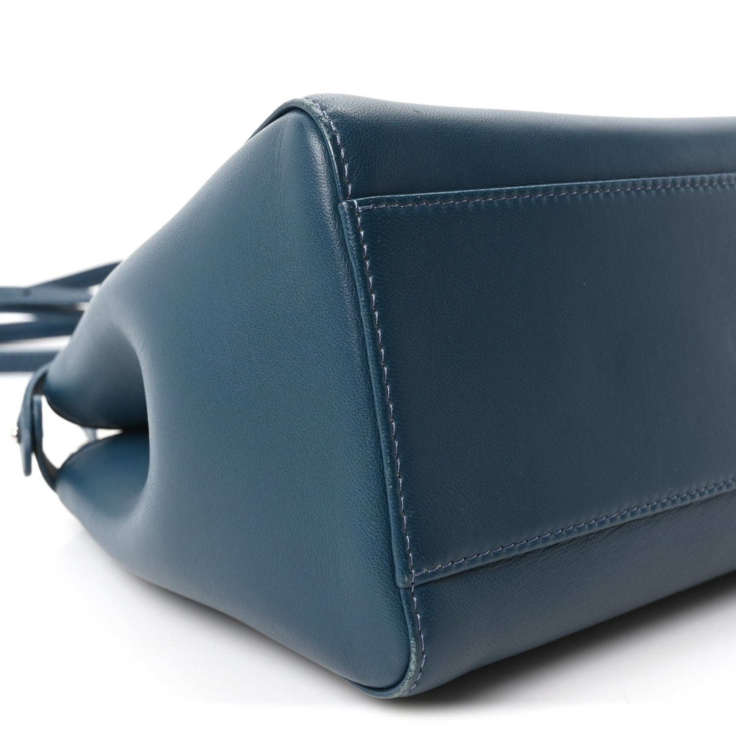 Nappa Mini Peekaboo Iconic Satchel Pavone - Image 8