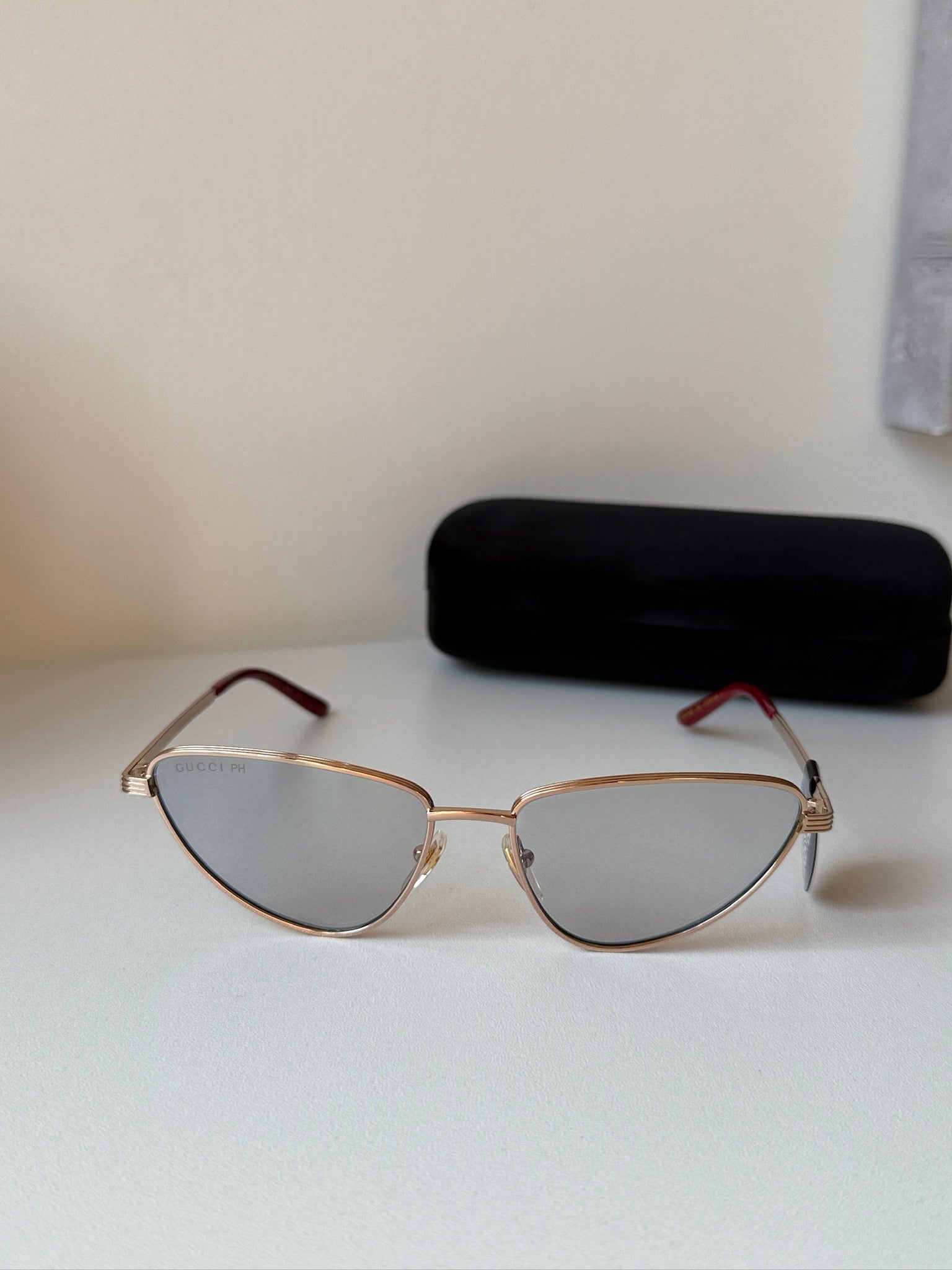 Gucci GG1879S Metal Cat Eye Sunglasses in Gold Photochromic - 图片 4
