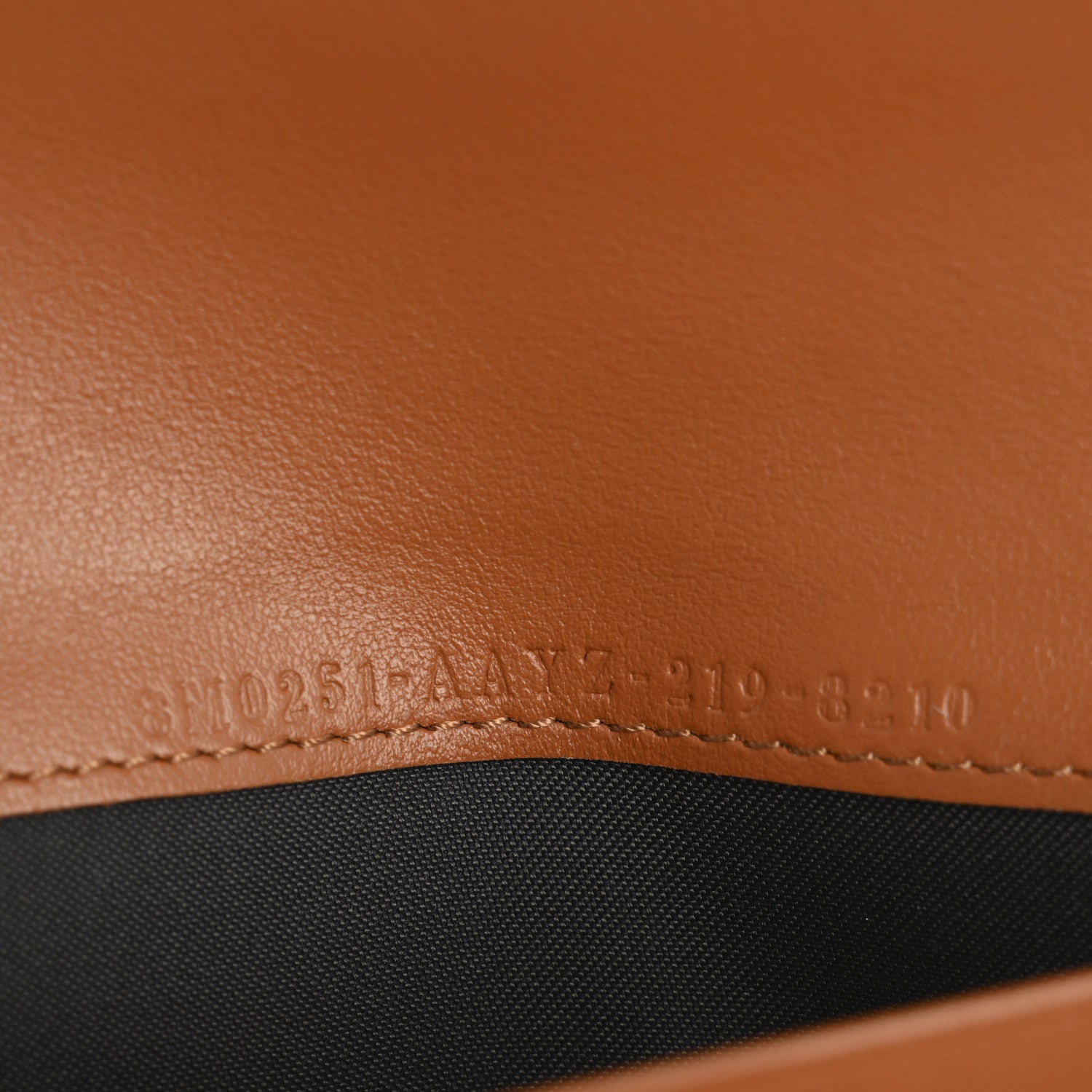 Vitello King Tamponato Logo Embossed Continental Wallet Cuoio - Image 7
