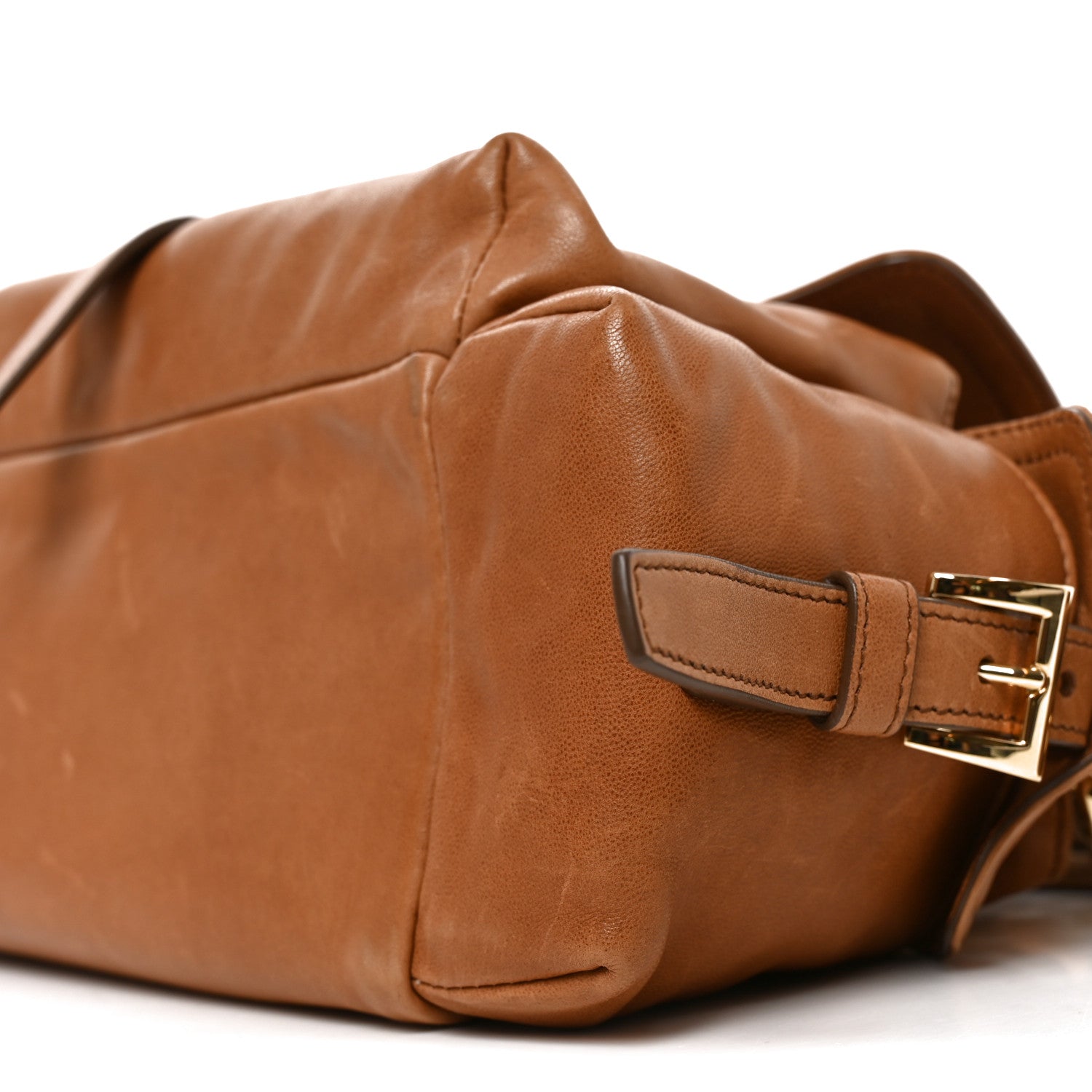 Nappa Medium Explore Shoulder Bag Caramel - Image 9