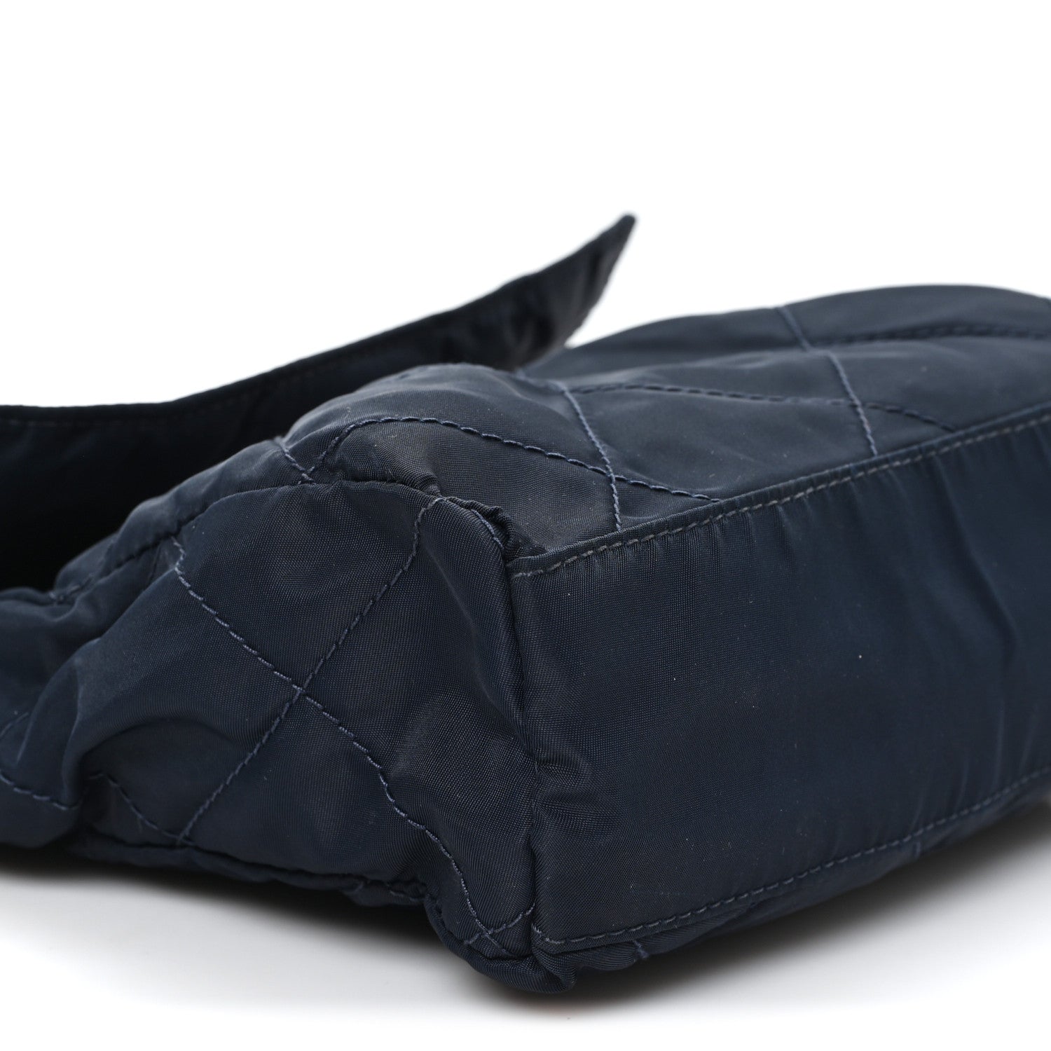 Nylon Tessuto Impuntu Quilted Flap Shoulder Bag Blue - Image 8