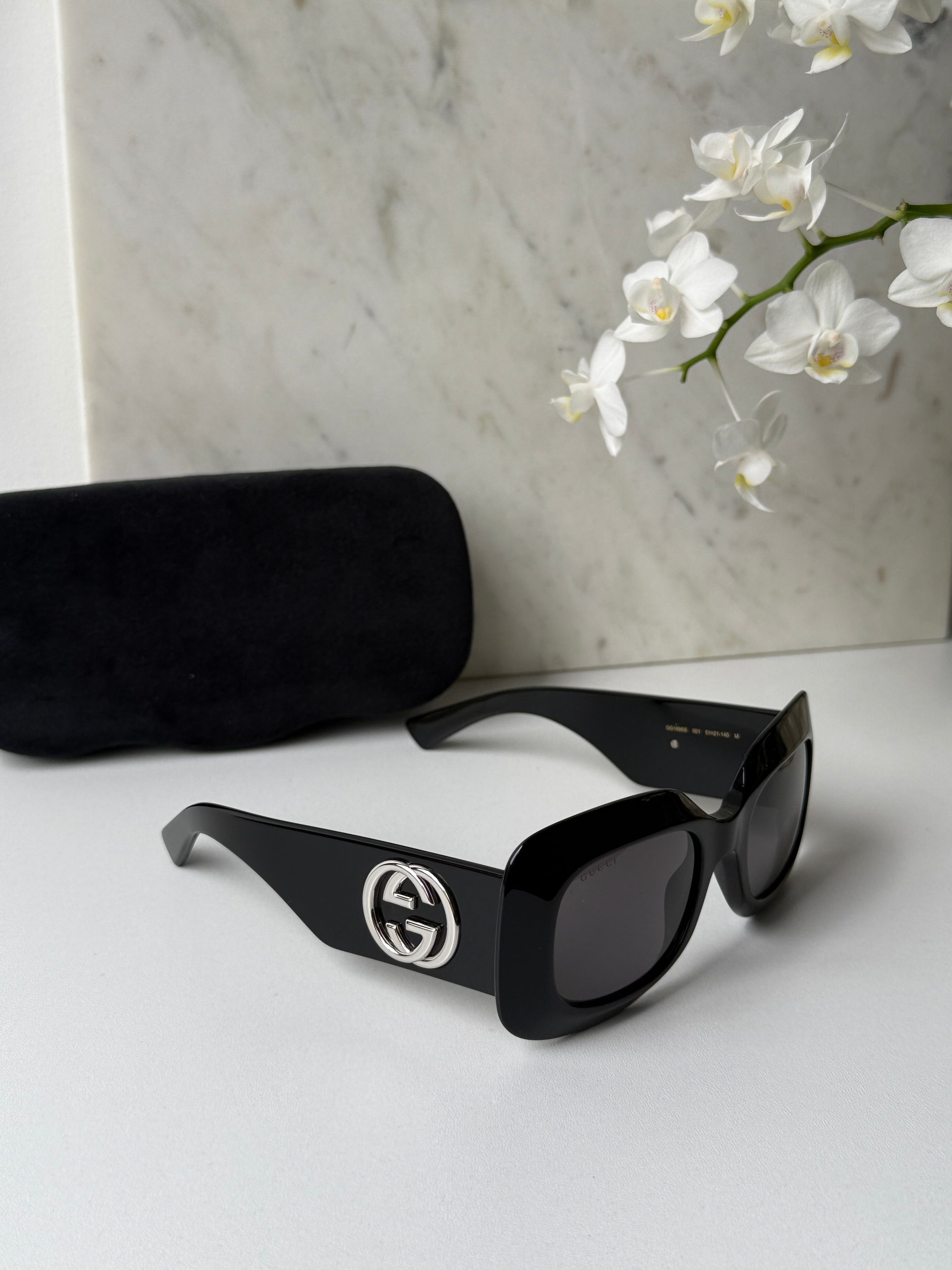 Gucci GG1695S Thick Rim Black Sunglasses - 图片 3