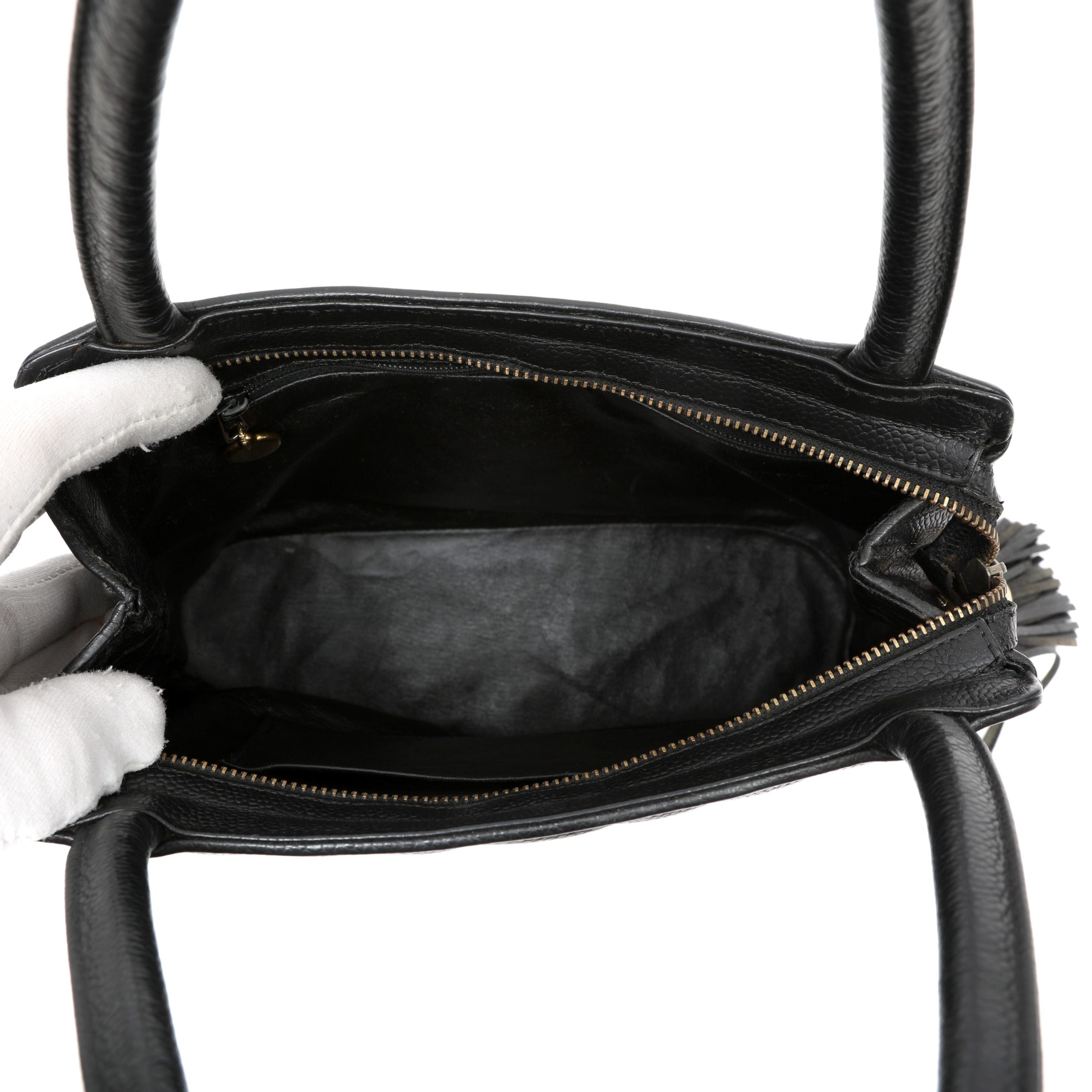 Chanel 1992 Top-Handle CC V-stitch Black Caviar w/Gold Hardware Tassel - 图片 8