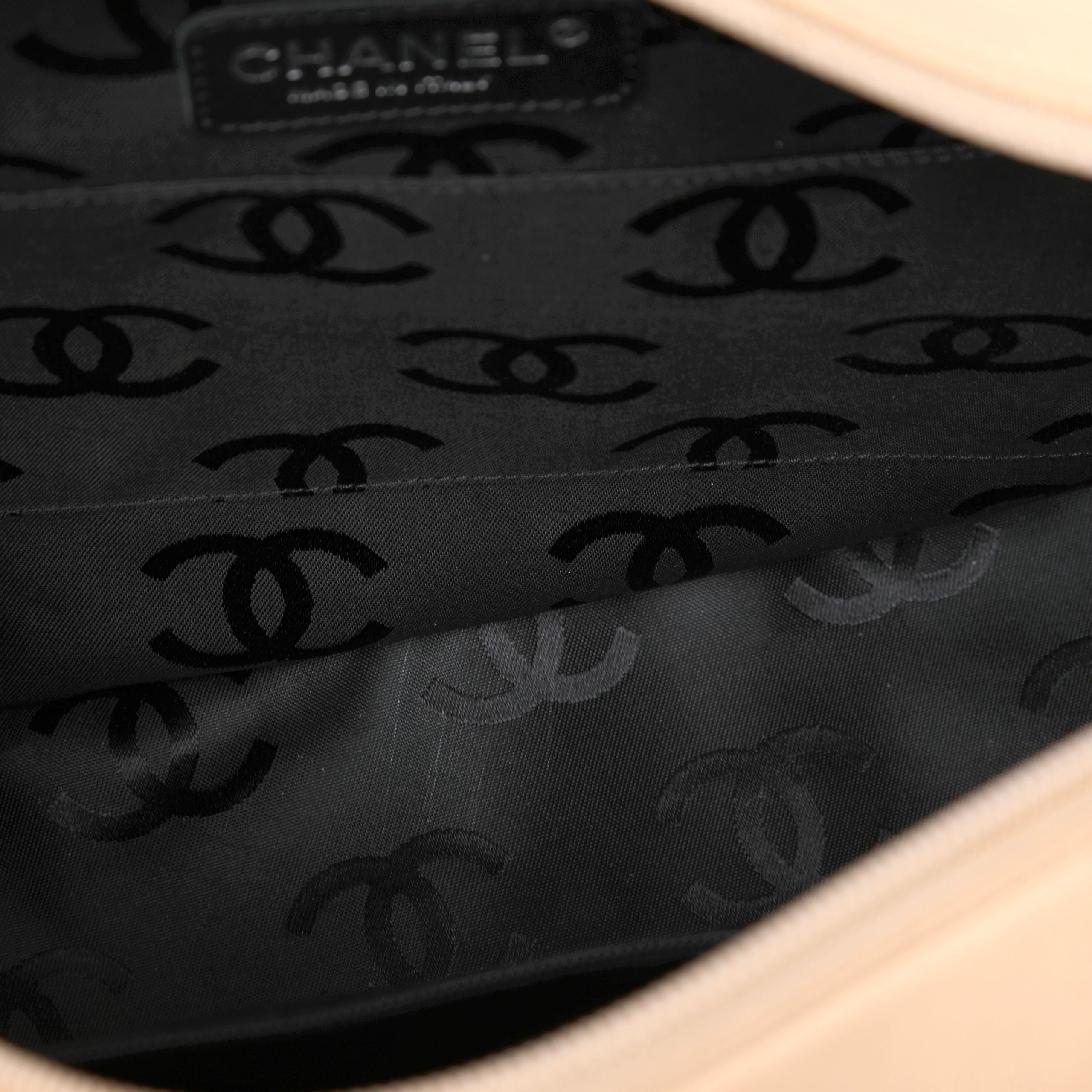 Chanel Cambon Reporter Bag Beige Quilted Leather w/CC Logo Silver Hardware - 图片 8