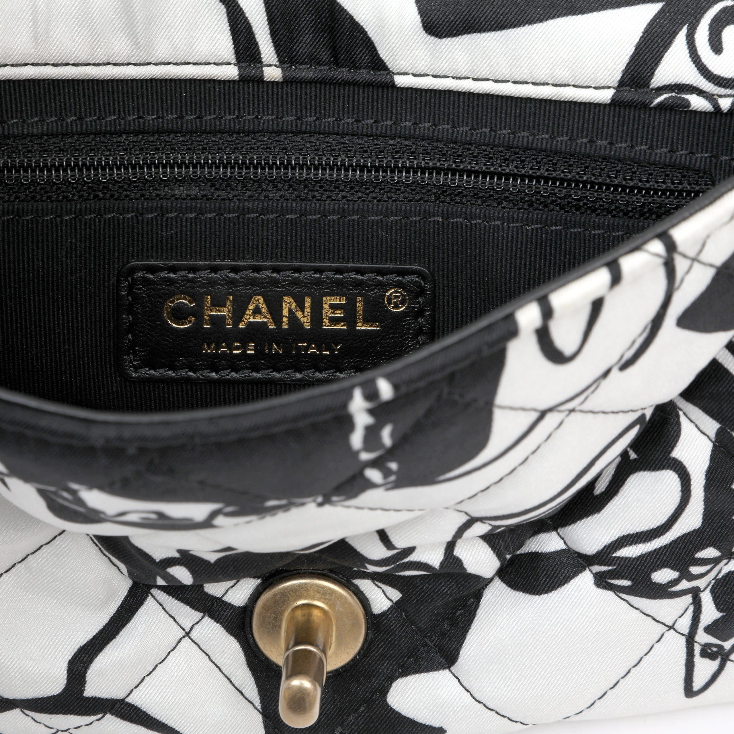 Chanel Classic Single Flap Canvas Printed Deer Coco w/Gold Hardware - 图片 6