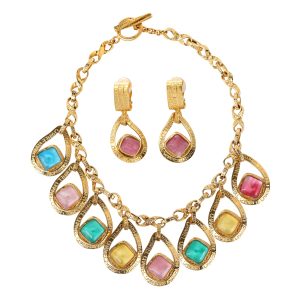 Chanel Vintage Gold Gripoix Necklace and Earrings Set