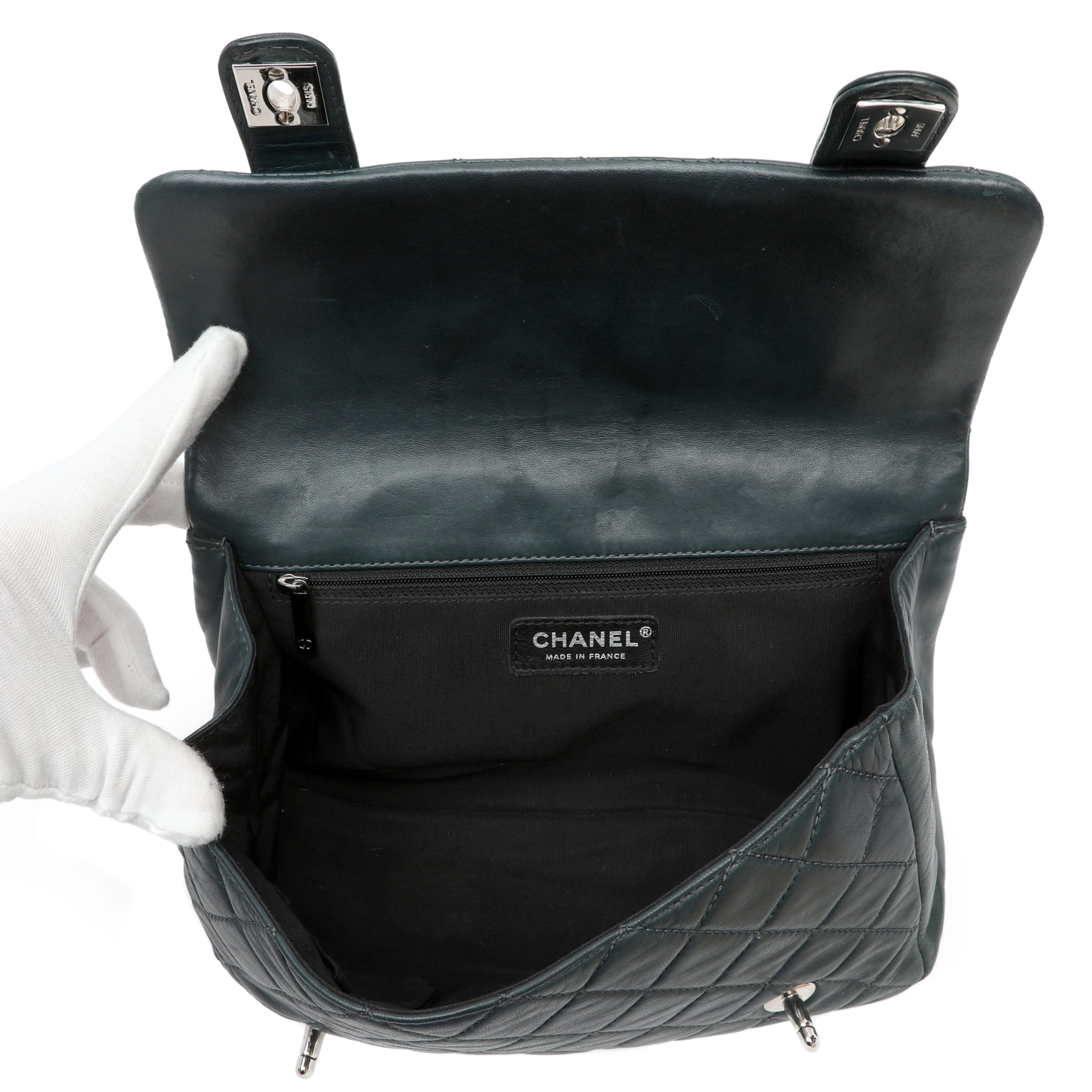 Chanel In The Mix Messenger Bag Green Slate Quilted Lambskin w/Silver Hardware - 图片 7