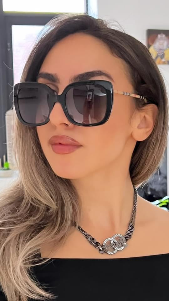 Burberry BE4323F Caroll Sunglasses in Black - 图片 2