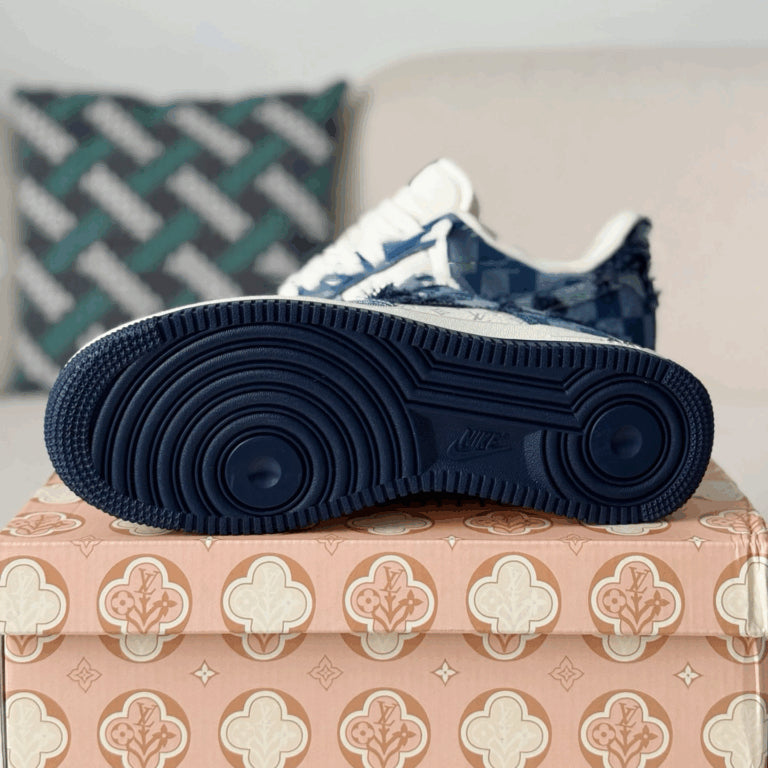 Louis Vuitton x Nike Air Force 1 Low Blue Damier Denim - 图片 4