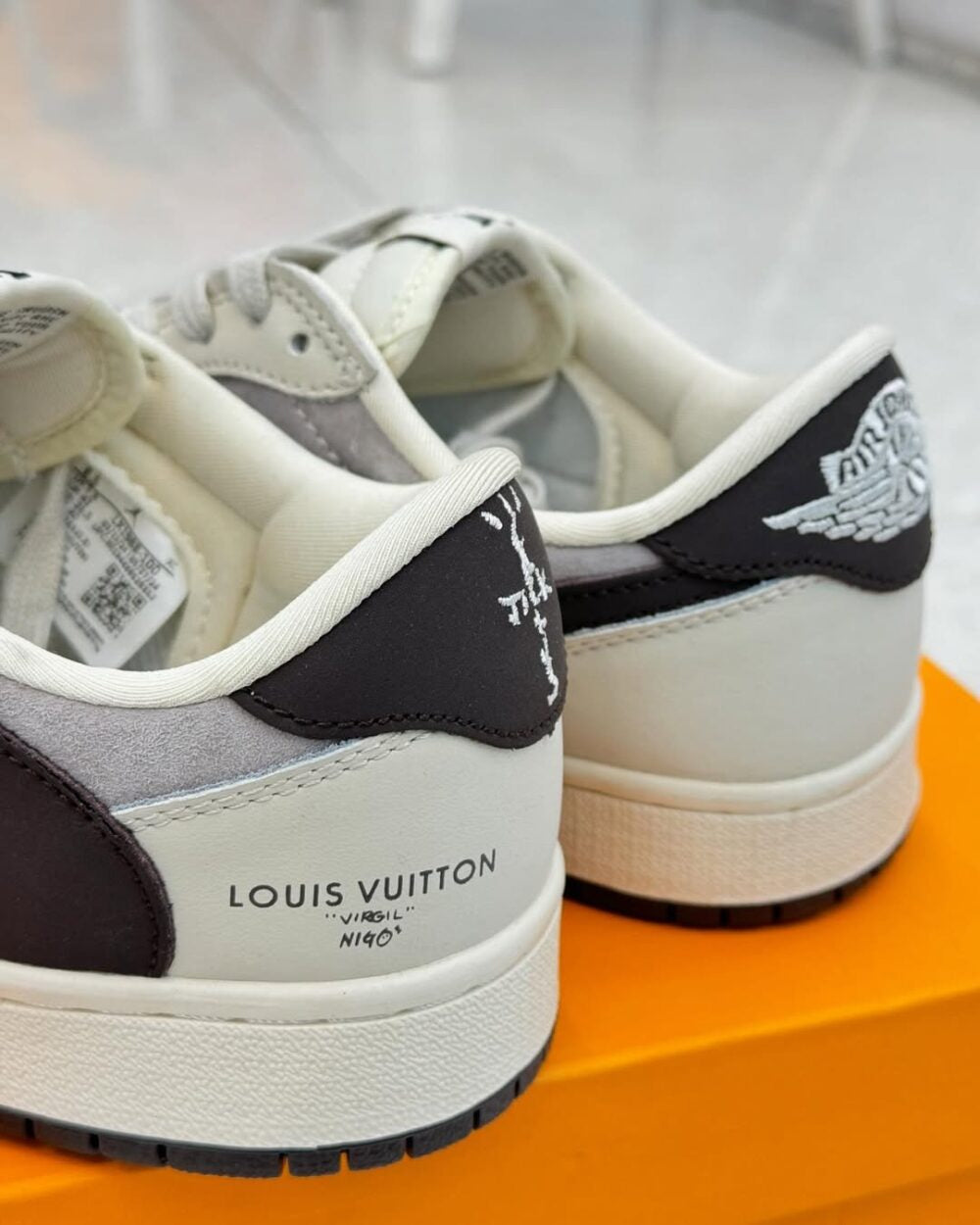 Louis Vuitton x Nike Air Jordan 1 Low Shadow Grey Suede (Custom) - 图片 6
