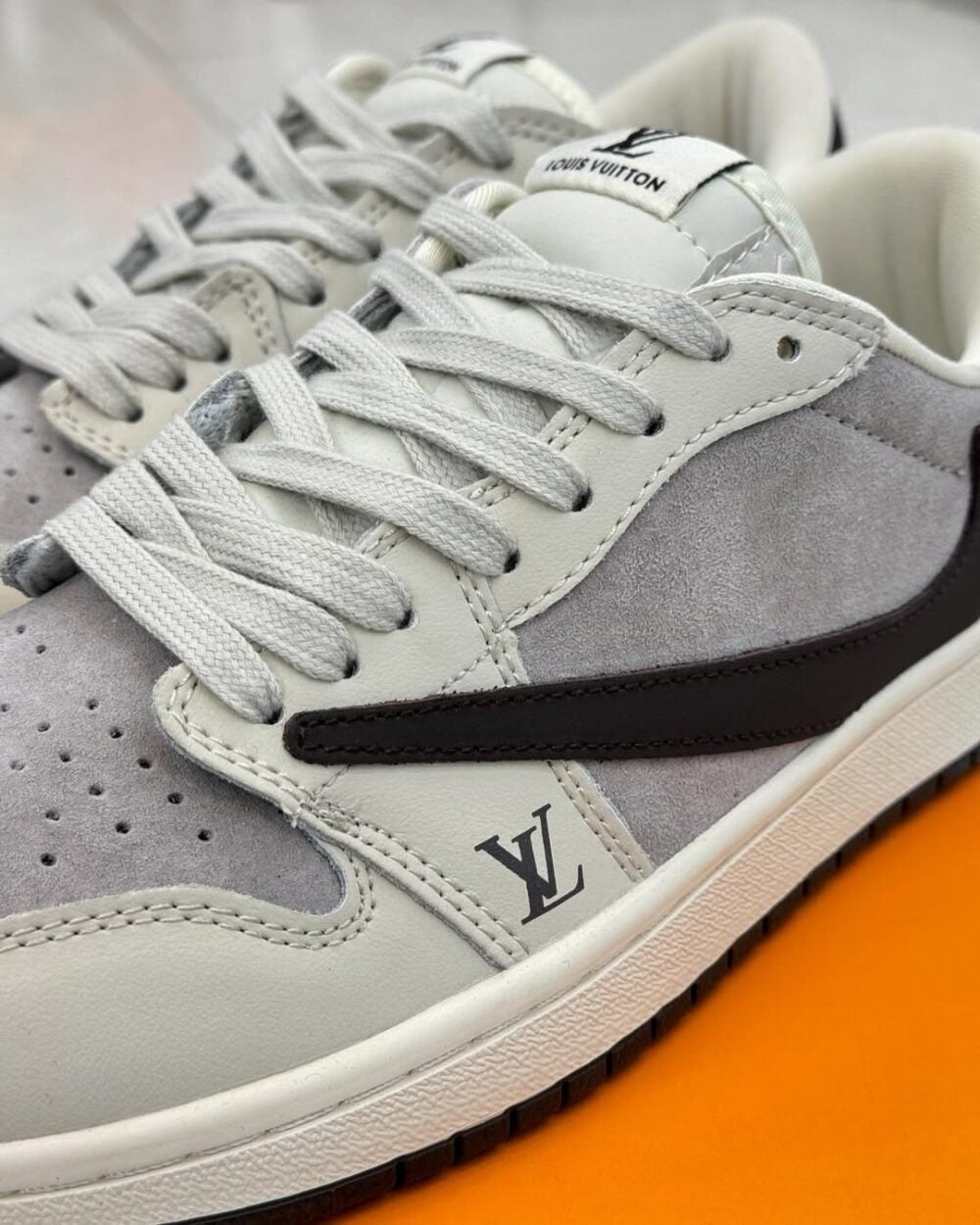 Louis Vuitton x Nike Air Jordan 1 Low Shadow Grey Suede (Custom) - 图片 7