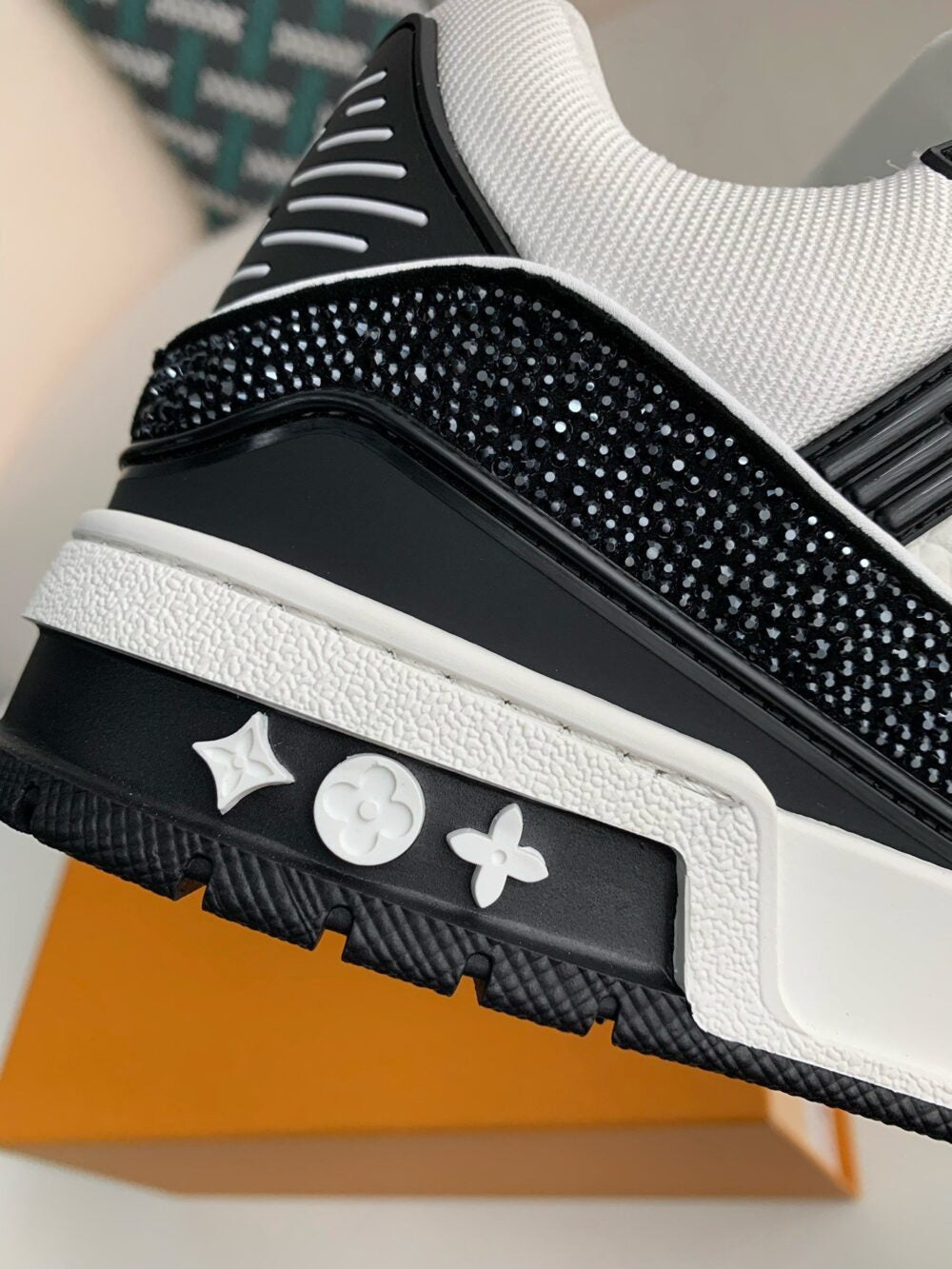 Louis Vuitton LV Trainer Sneaker Denim Monogram Black Diamond - 图片 16