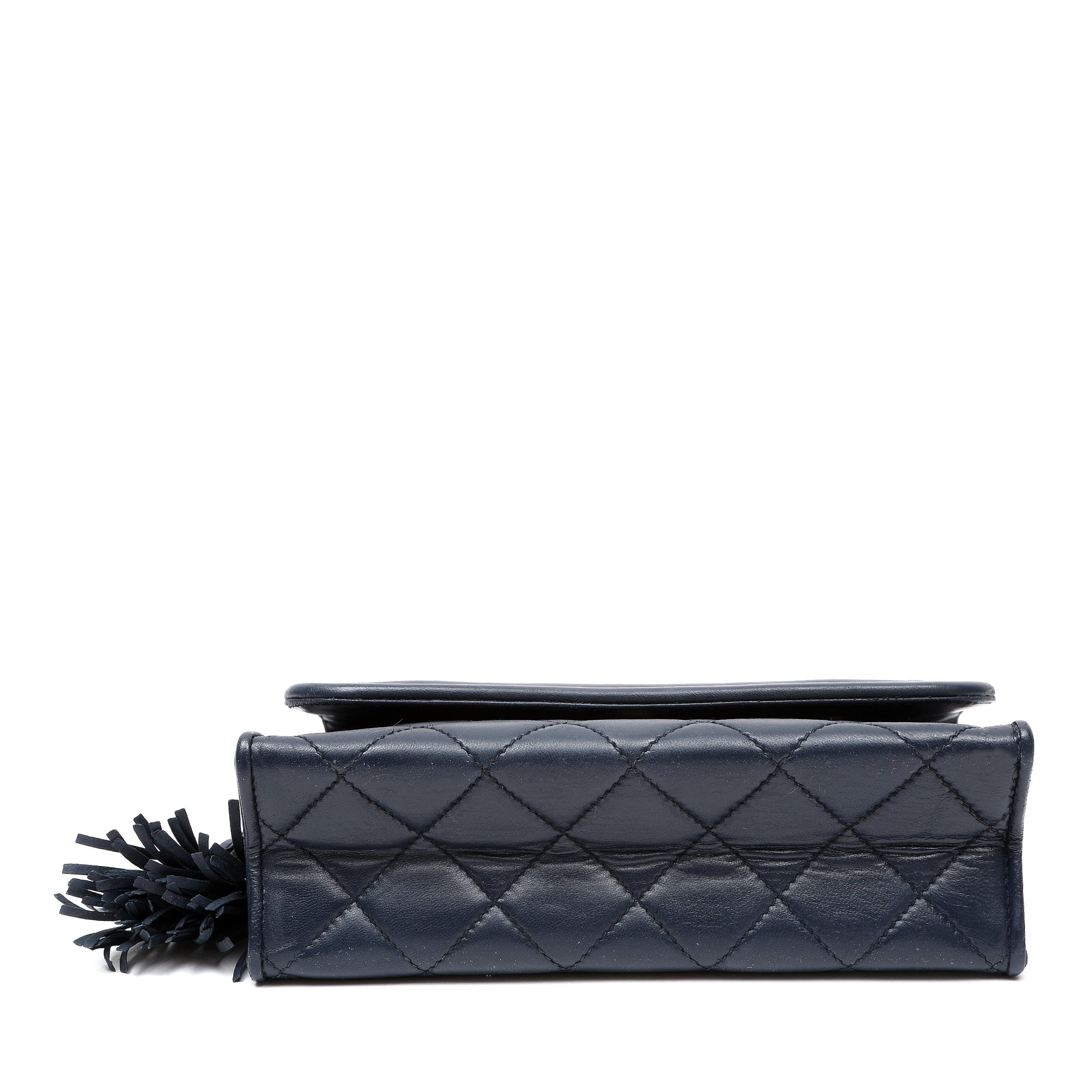 Chanel Vintage Tassel Flap Bag Navy Blue Quilted Calfskin w/Gold Hardware - 图片 7