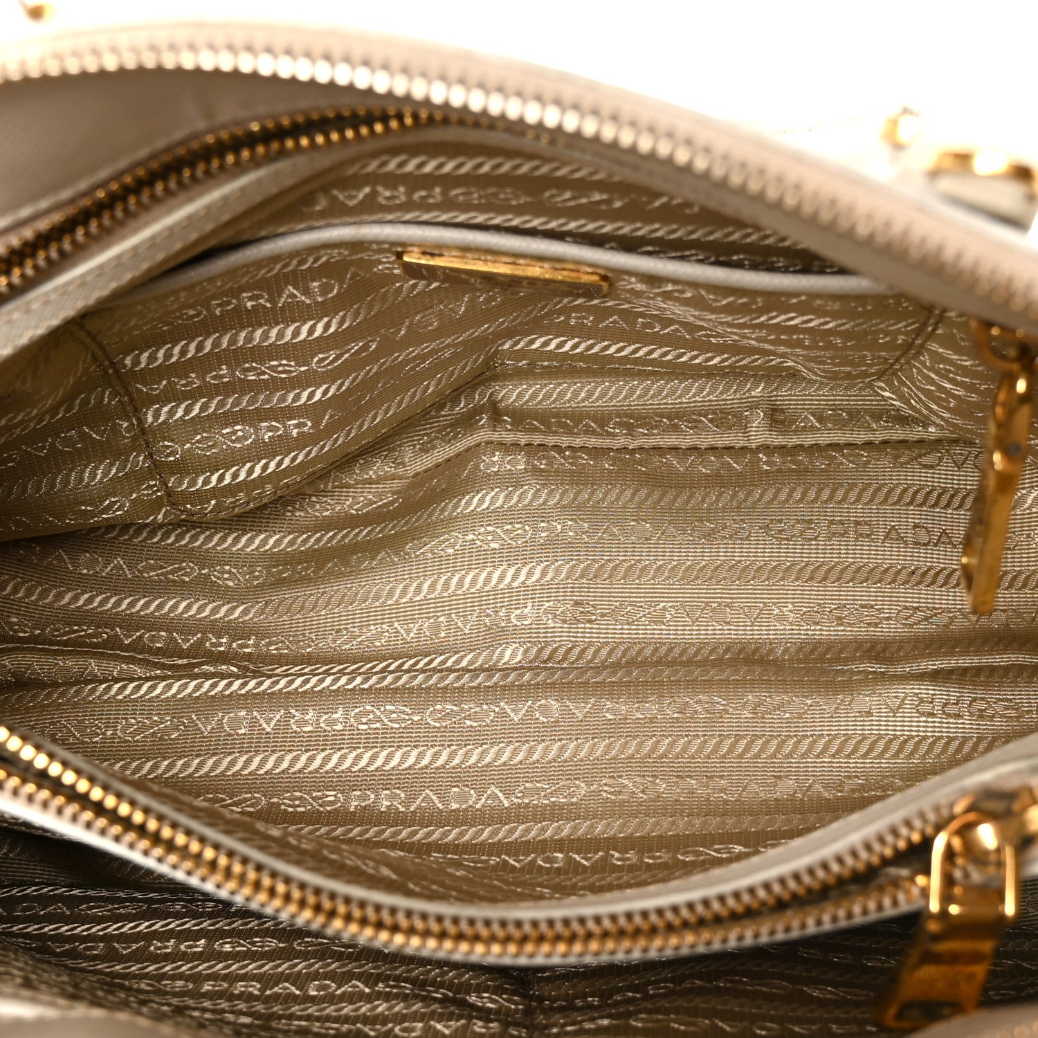 Saffiano Lux Medium Promenade Tote Talco - 图片 5