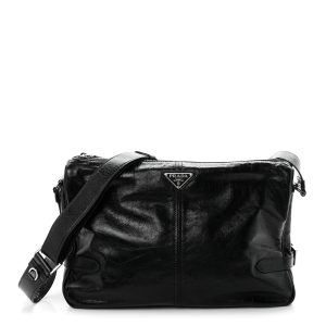 Vitello Shine Shoulder Bag Black