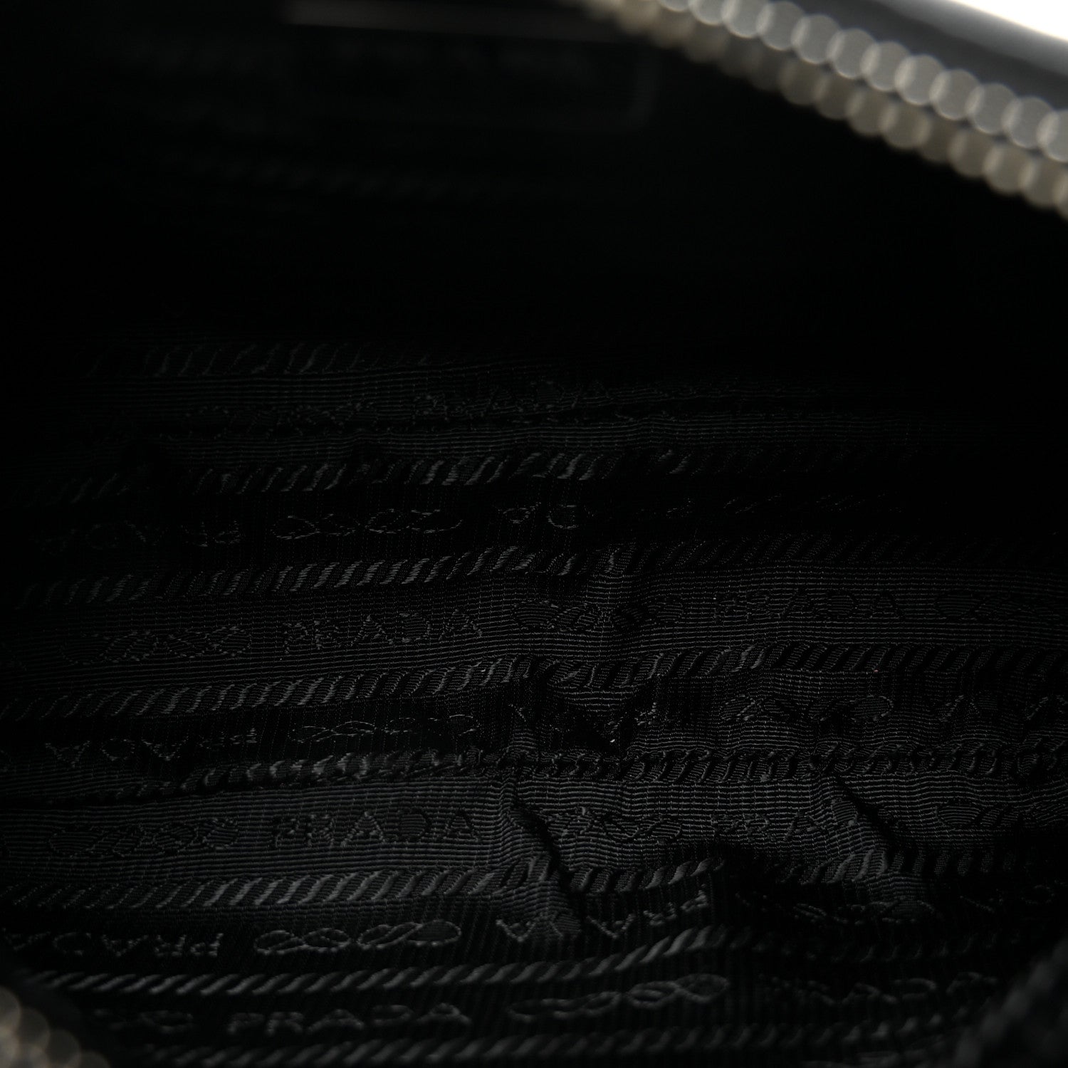 Tessuto Nylon Saffiano Mini Re-Edition 2005 Bag Black - 图片 5