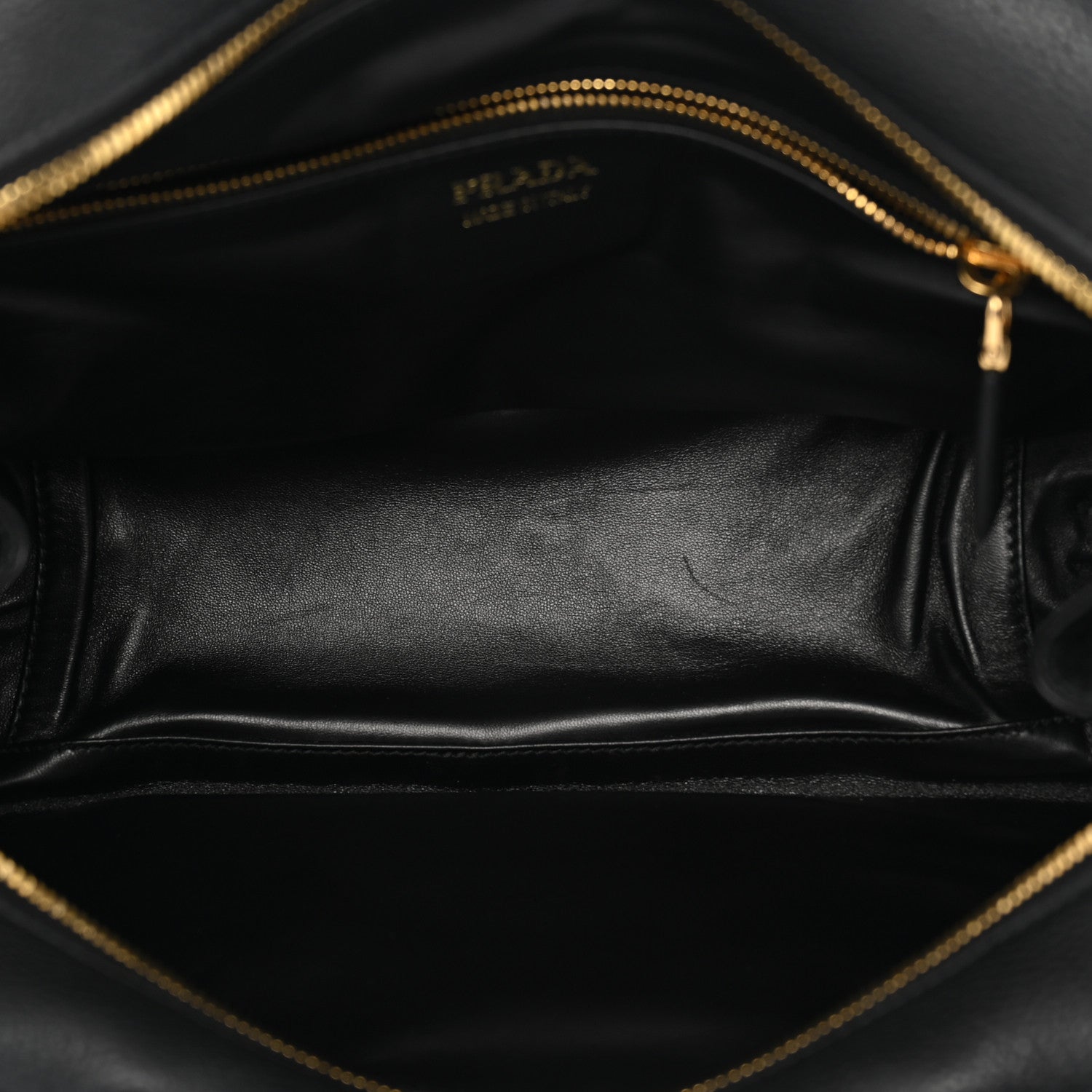 Vitello Daino Large Top Handle Bag Black - Image 5