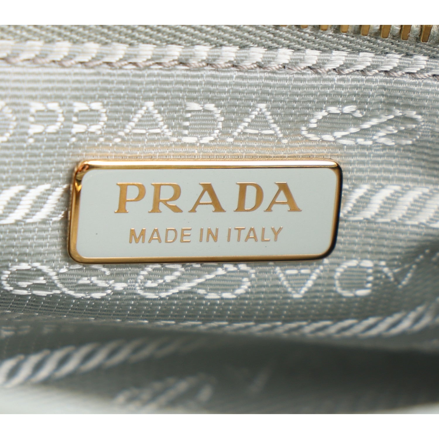 Scamosciato Triangle Small Bonnie Shoulder Bag Salvia - Image 6