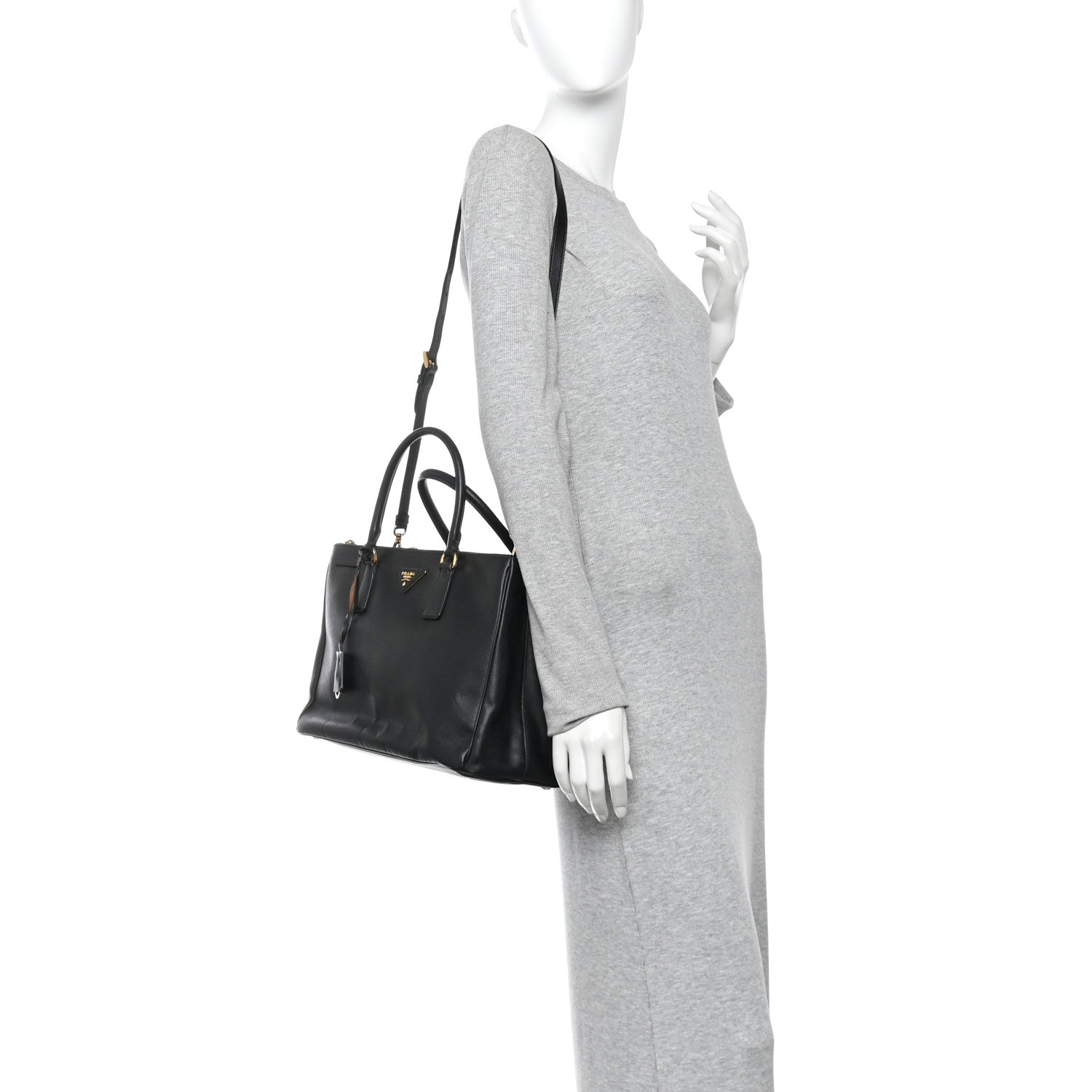Saffiano Lux Medium Galleria Double Zip Tote Black - Image 2