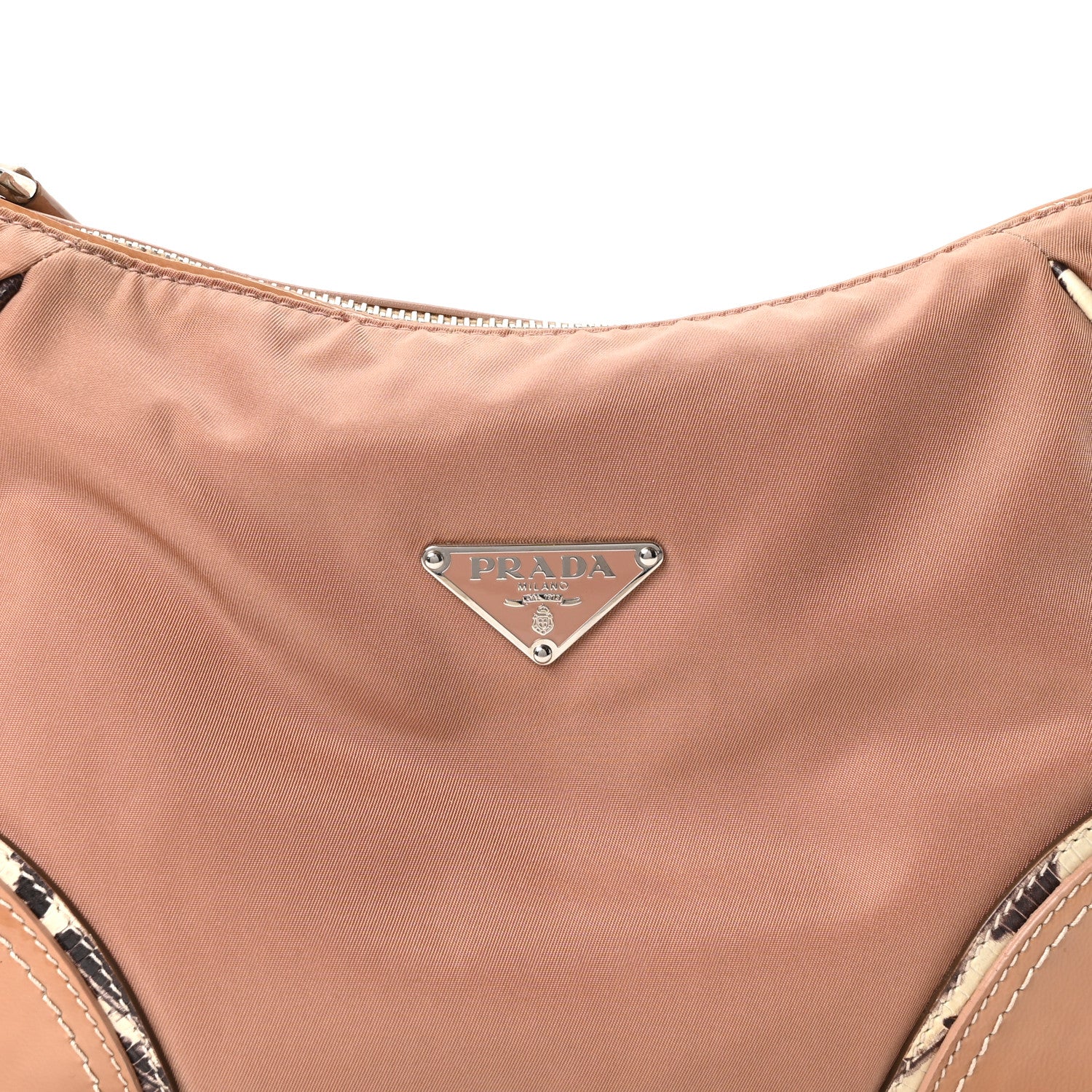 Tessuto Vernice Shoulder Bag Cipria - Image 8