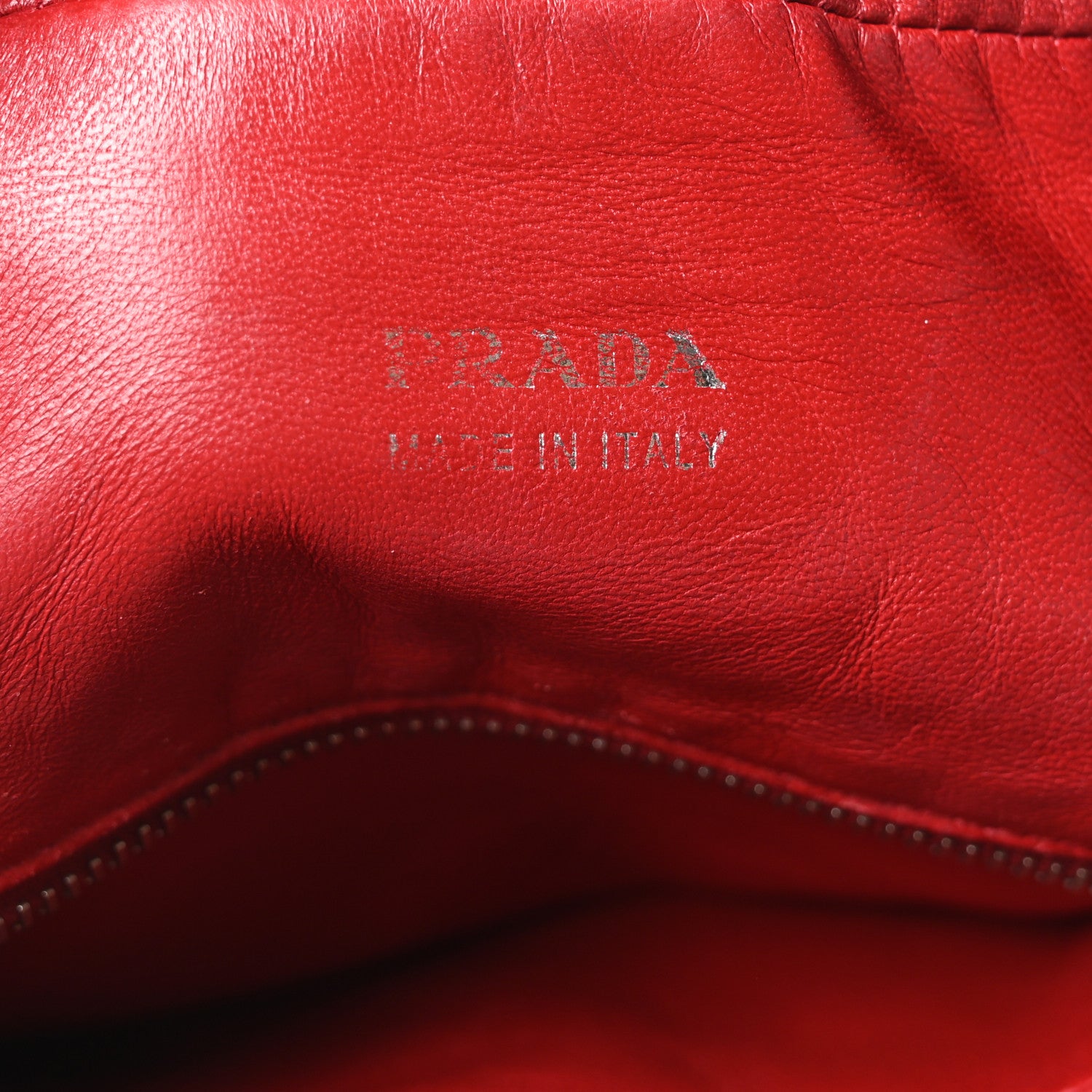 Vitello Daino Chain Satchel Bag Lacca - Image 6