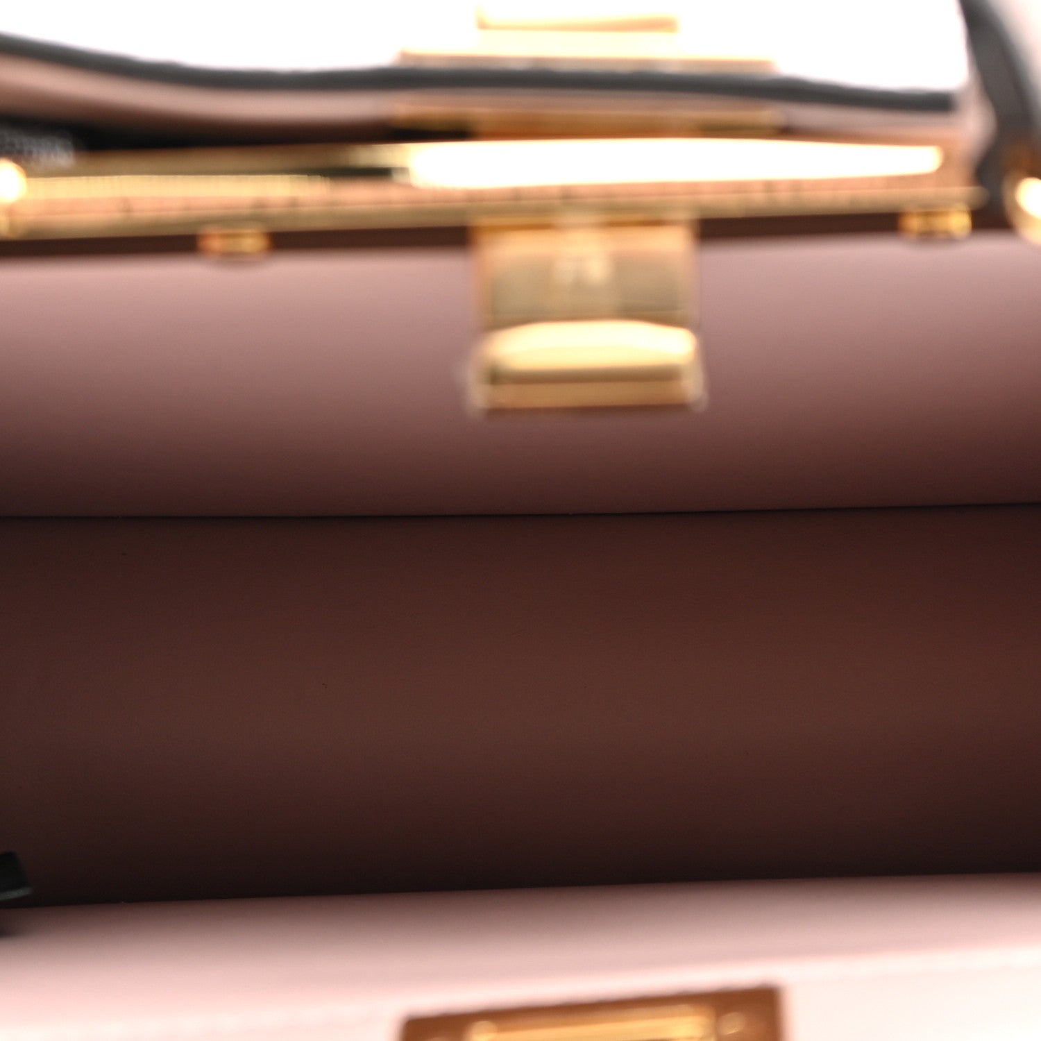 Lizard Togo Lucido Petite Peekaboo I SEE U Satchel Soft Berry - Image 5