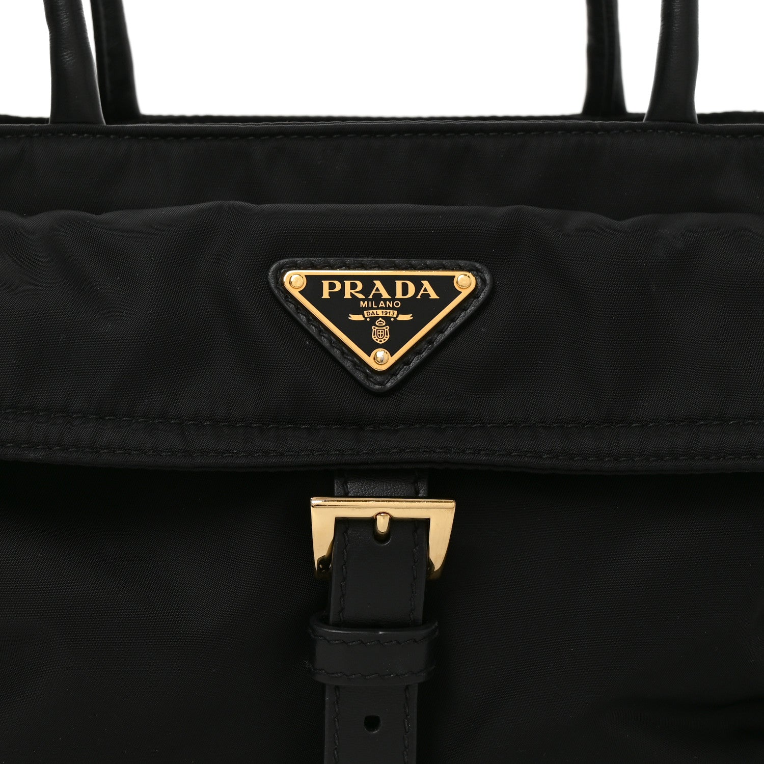 Re-Nylon Triangle Medium Explore Tote Black - 图片 7