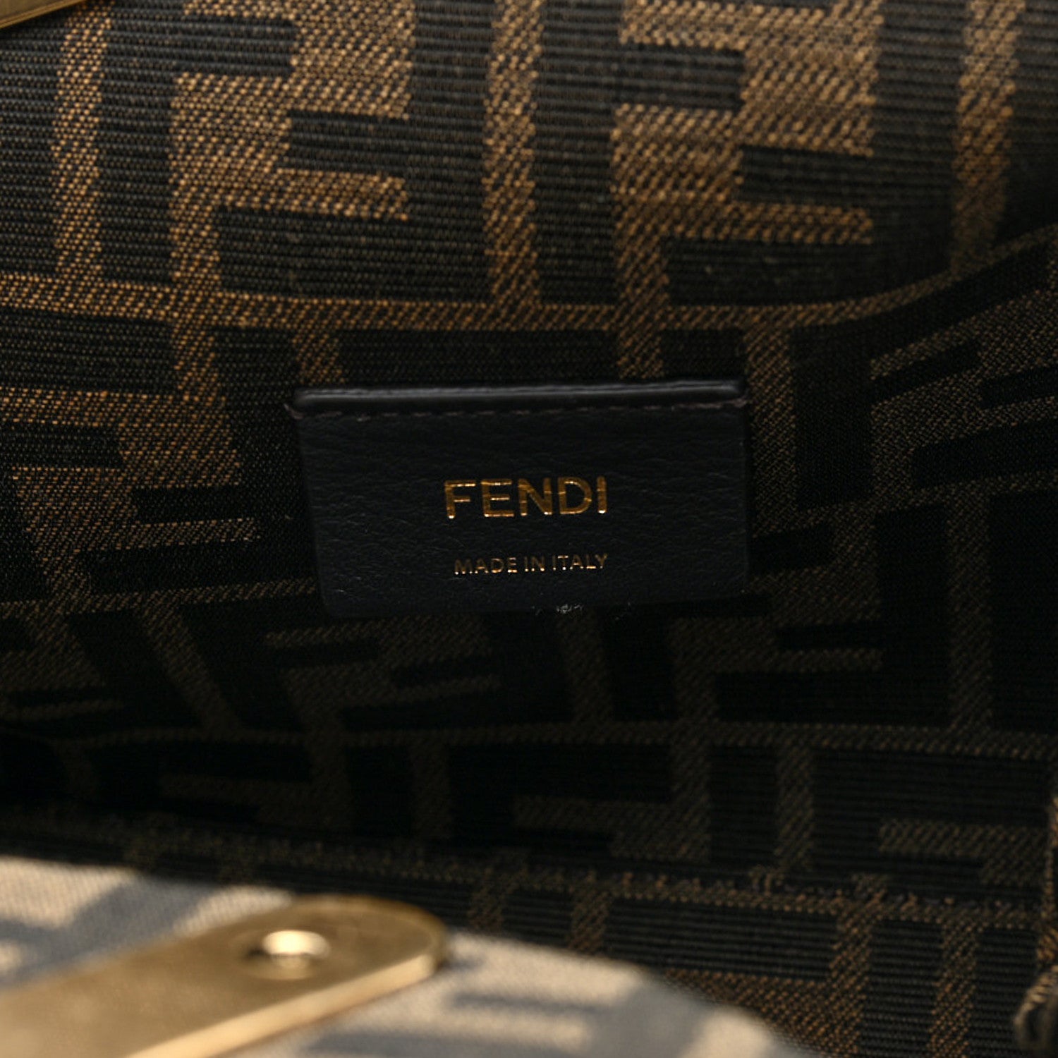 Lambskin Tessuto Treccia Small Fendi First Grezzo - Image 6