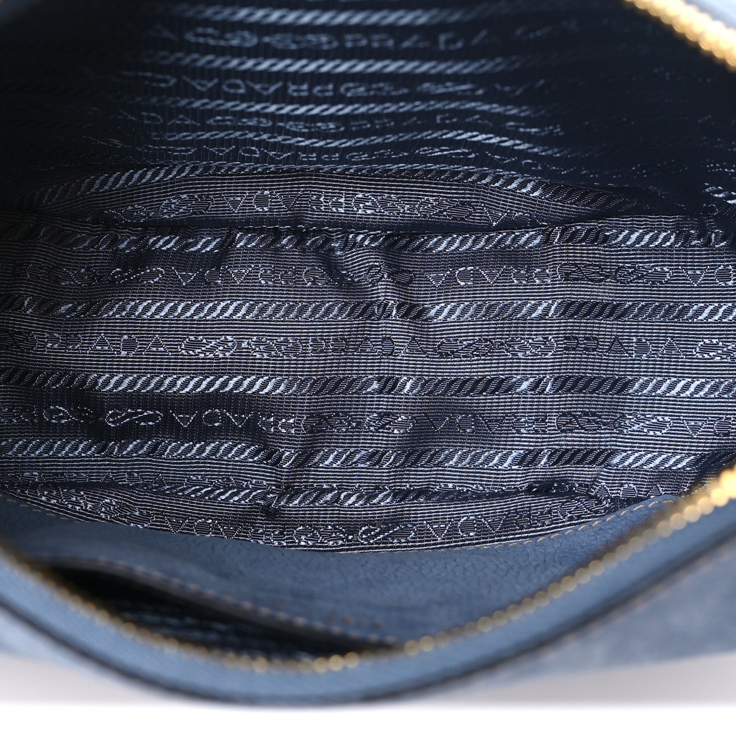 Nubuck Small Arque Shoulder Bag Aviation Blue - 图片 5
