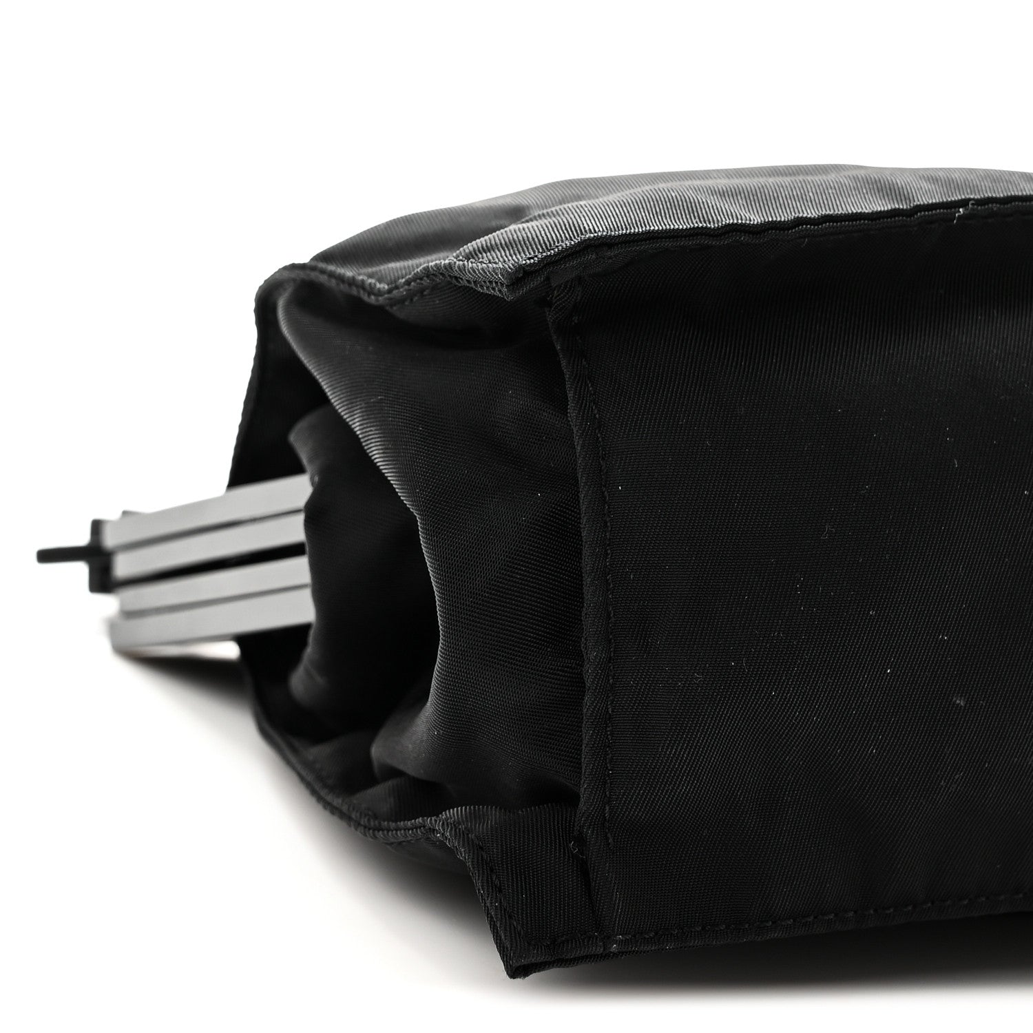 Tessuto Nylon Kisslock Frame Shoulder Bag Black - 图片 8