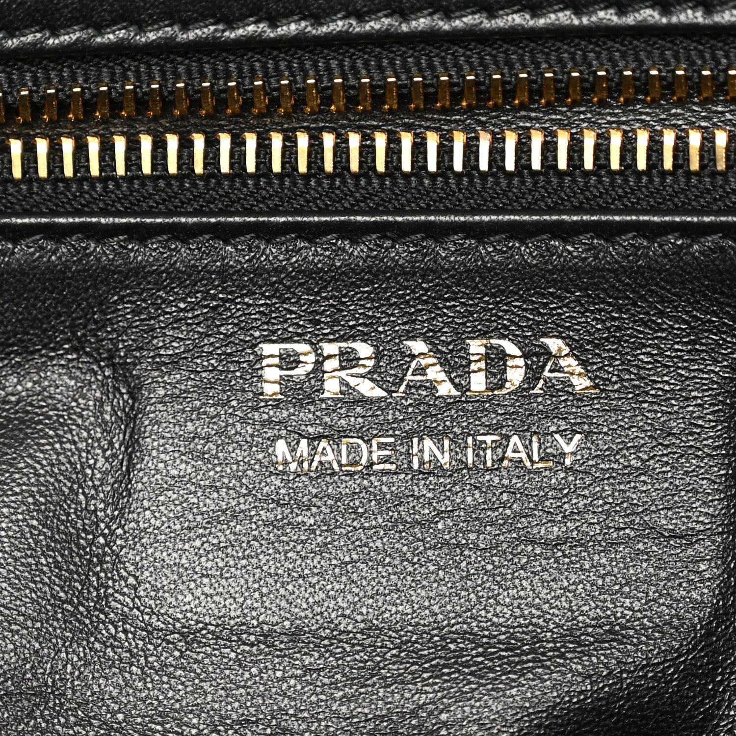 Vitello Daino Large Top Handle Bag Black - Image 7