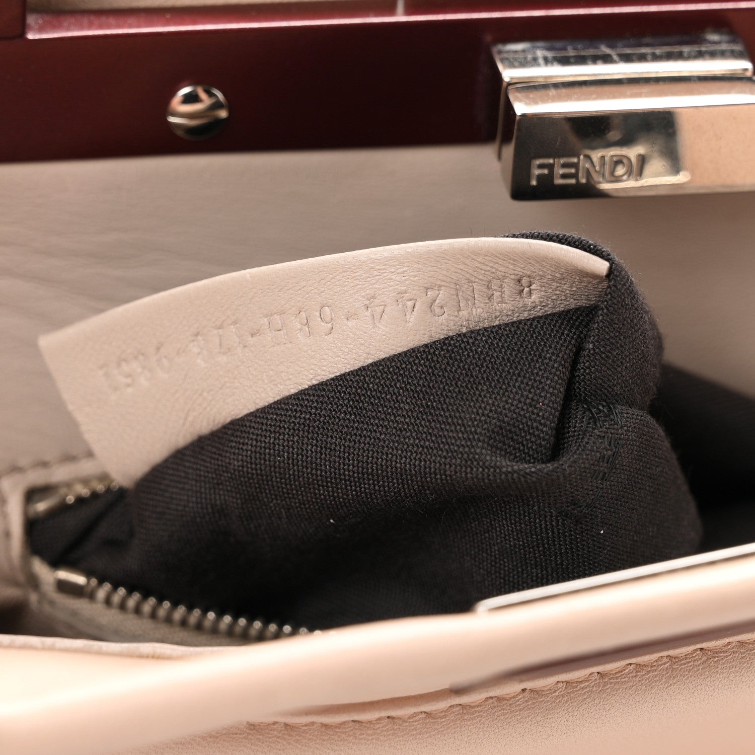 Nappa Colorblock Mini Peekaboo Iconic Satchel Plaster Banana Grigio Polvere - Image 7