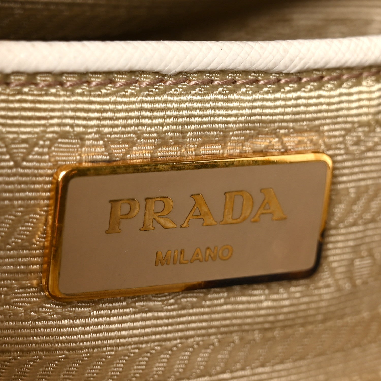 Saffiano Lux Medium Promenade Tote Talco - 图片 6