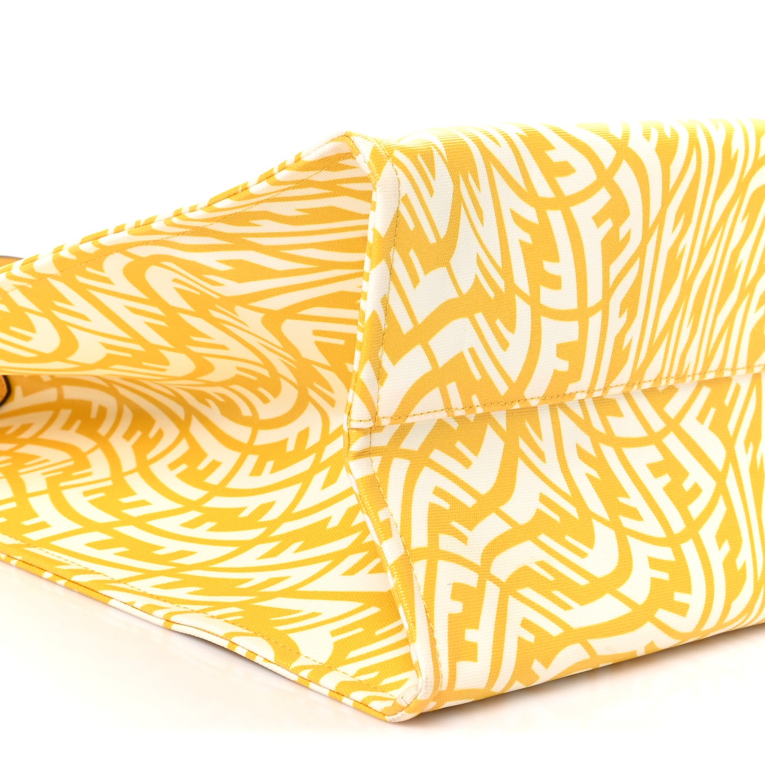 X SARAH COLEMAN Glazed Canvas Vitello King FF Vertigo Shopping Tote Bag Mimosa White - Image 9
