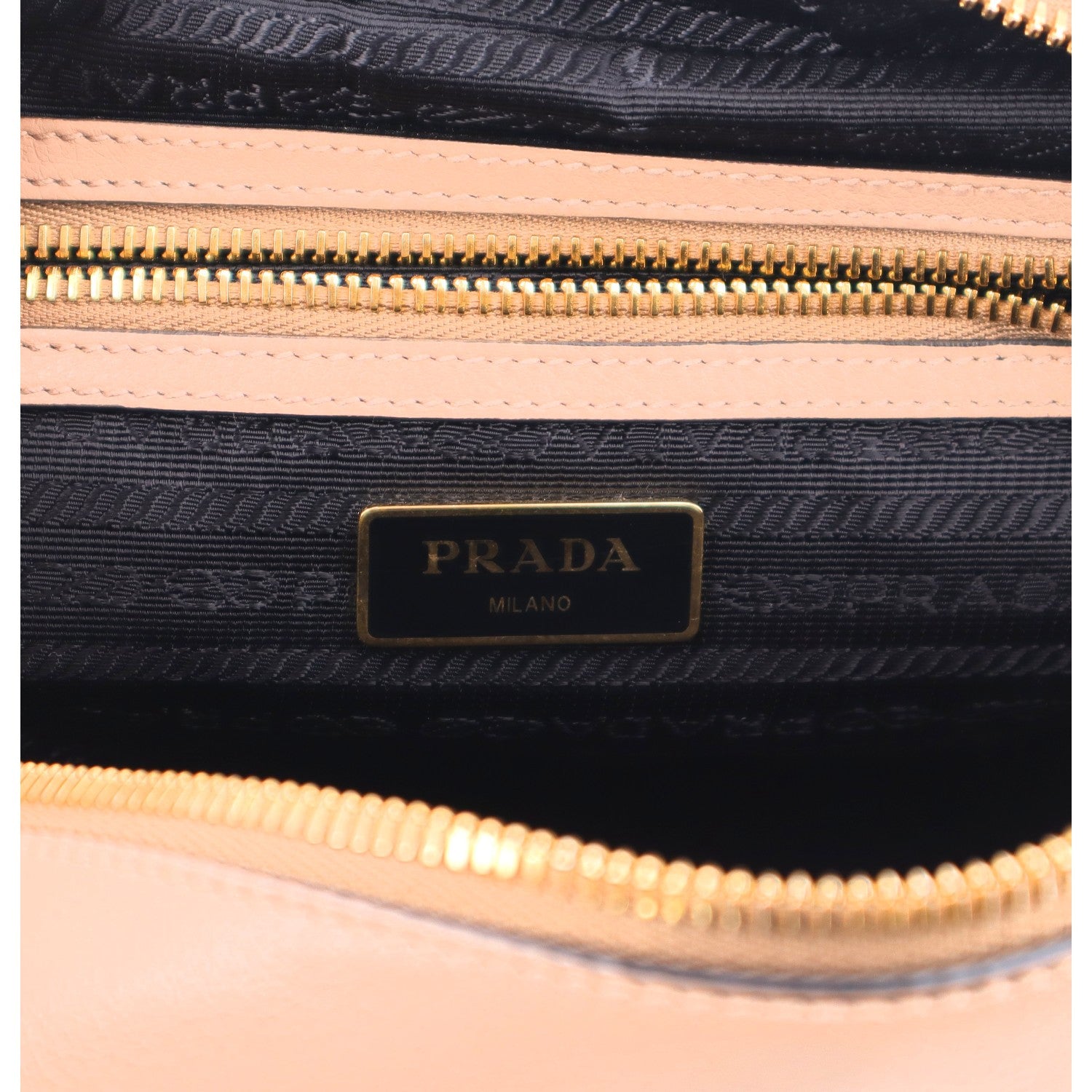 Glace Calfskin Embossed Logo Crossbody Cammeo - Image 6