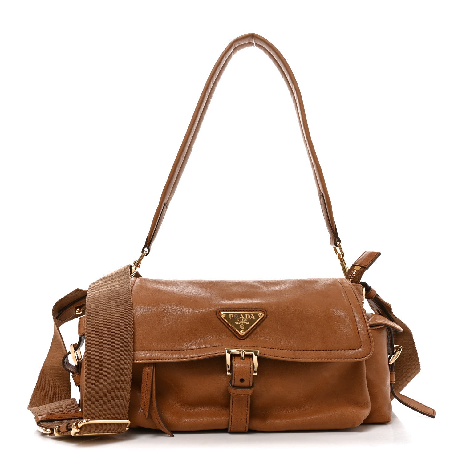 Nappa Medium Explore Shoulder Bag Caramel