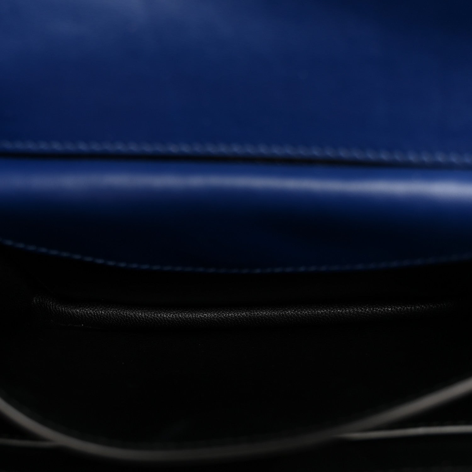 City Calf Saffiano Studded Cahier Bag Blue Black - Image 5