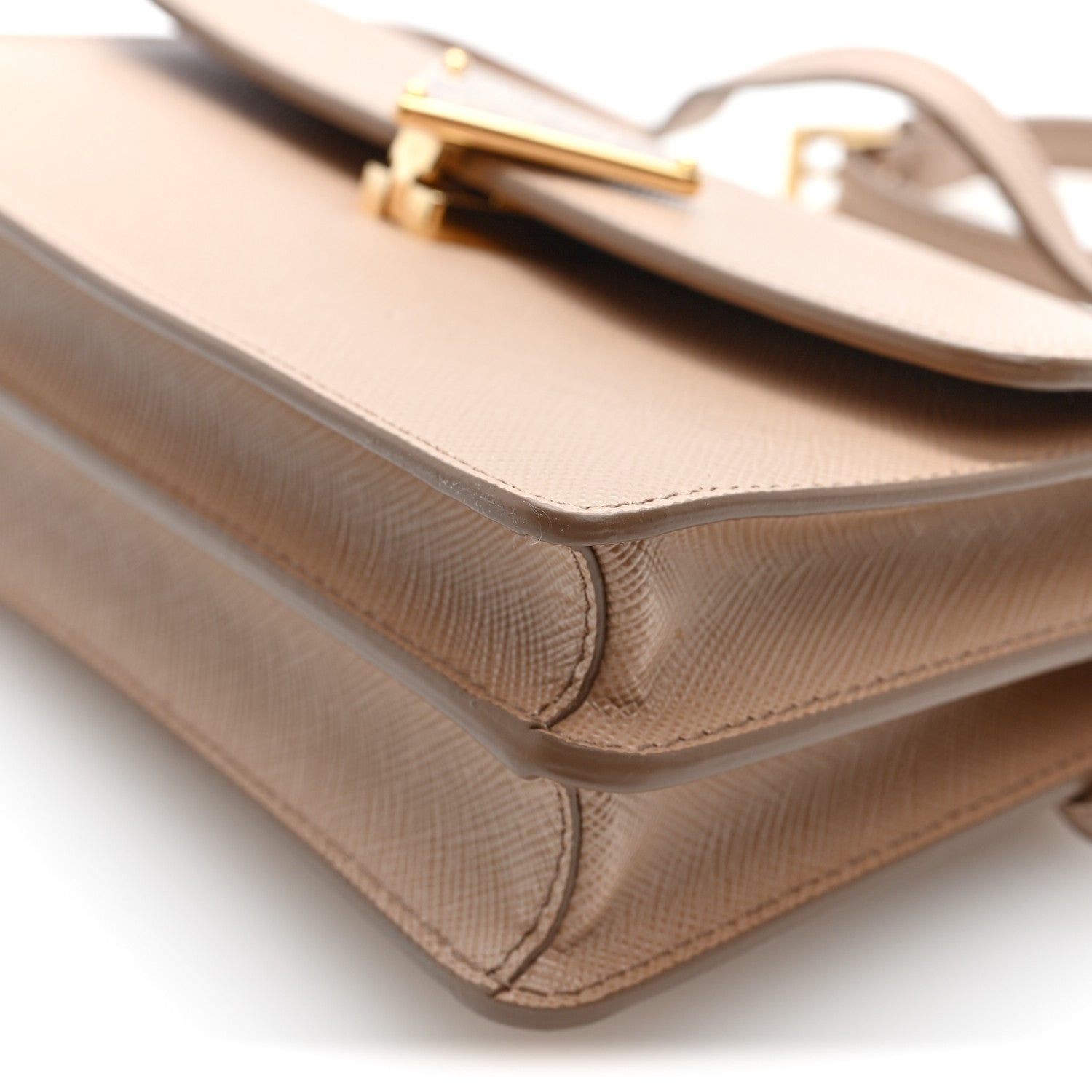 Saffiano Lux Mini Triangle Embleme Flap Shoulder Bag Cammeo - 图片 9